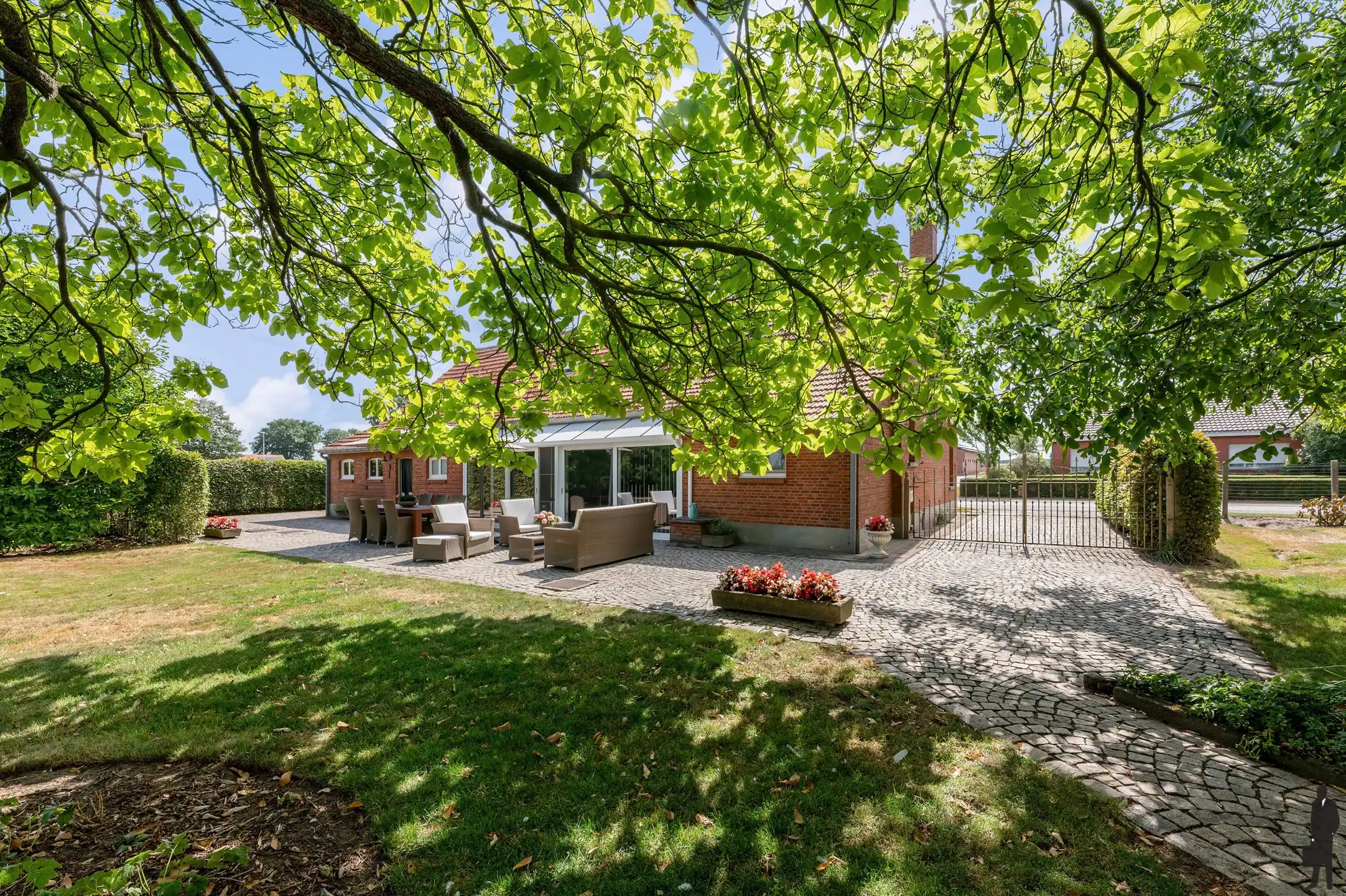 Langgestrekte hoeve op ca. 2.562m² grond te Meer! foto 27