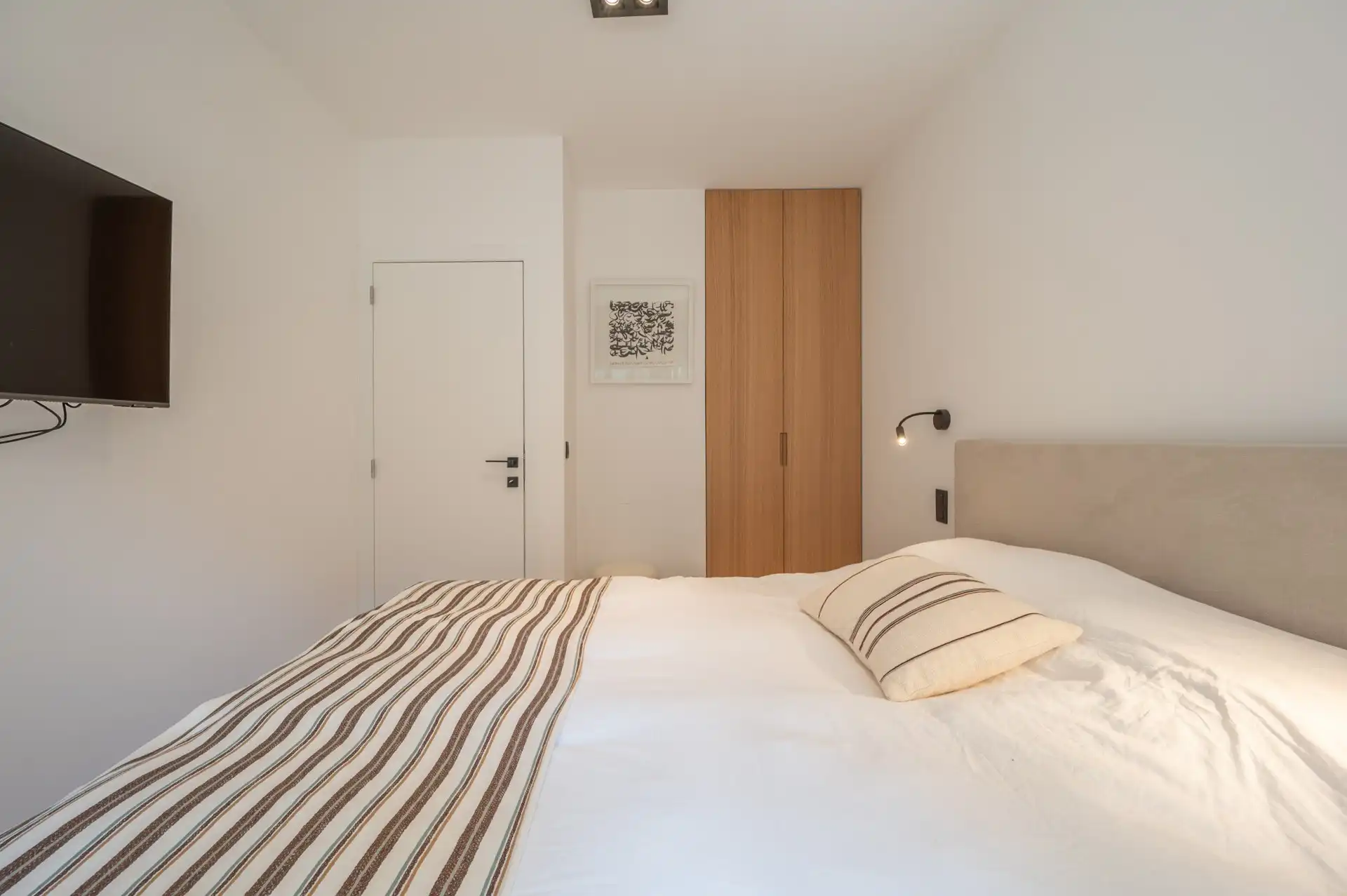 Prachtig twee slaapkamer appartement met zijdelings zeezicht, vlak bij de Kustlaan foto 11