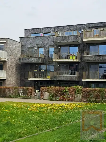 Appartement 1-slpk in residentie ‘Geelvink’ met autostaanplaats, kelder en terras nabij centrum GEEL foto 2