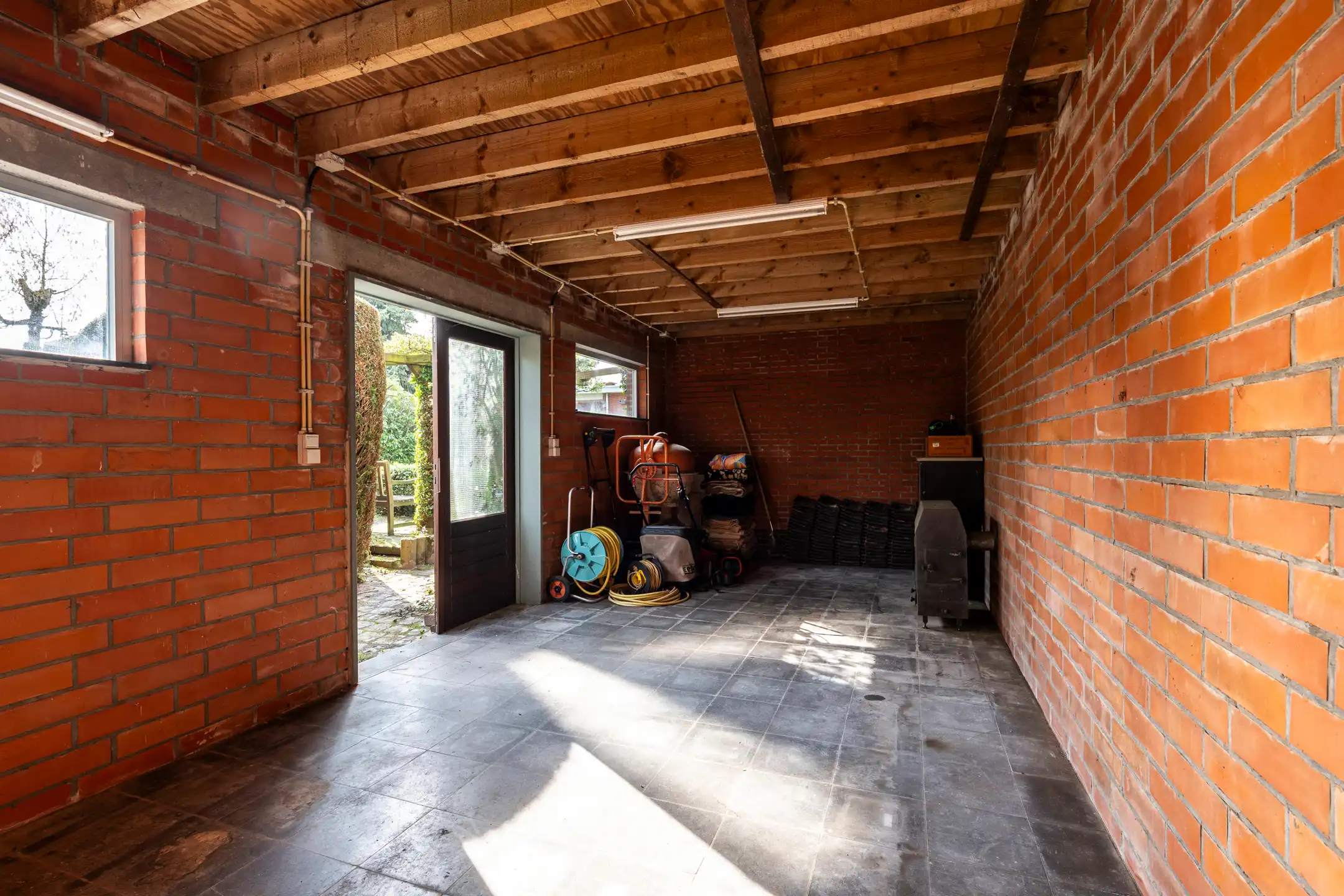 Laagbouwwoning met 4 slks, garage in kindvriendelijke wijk foto 20