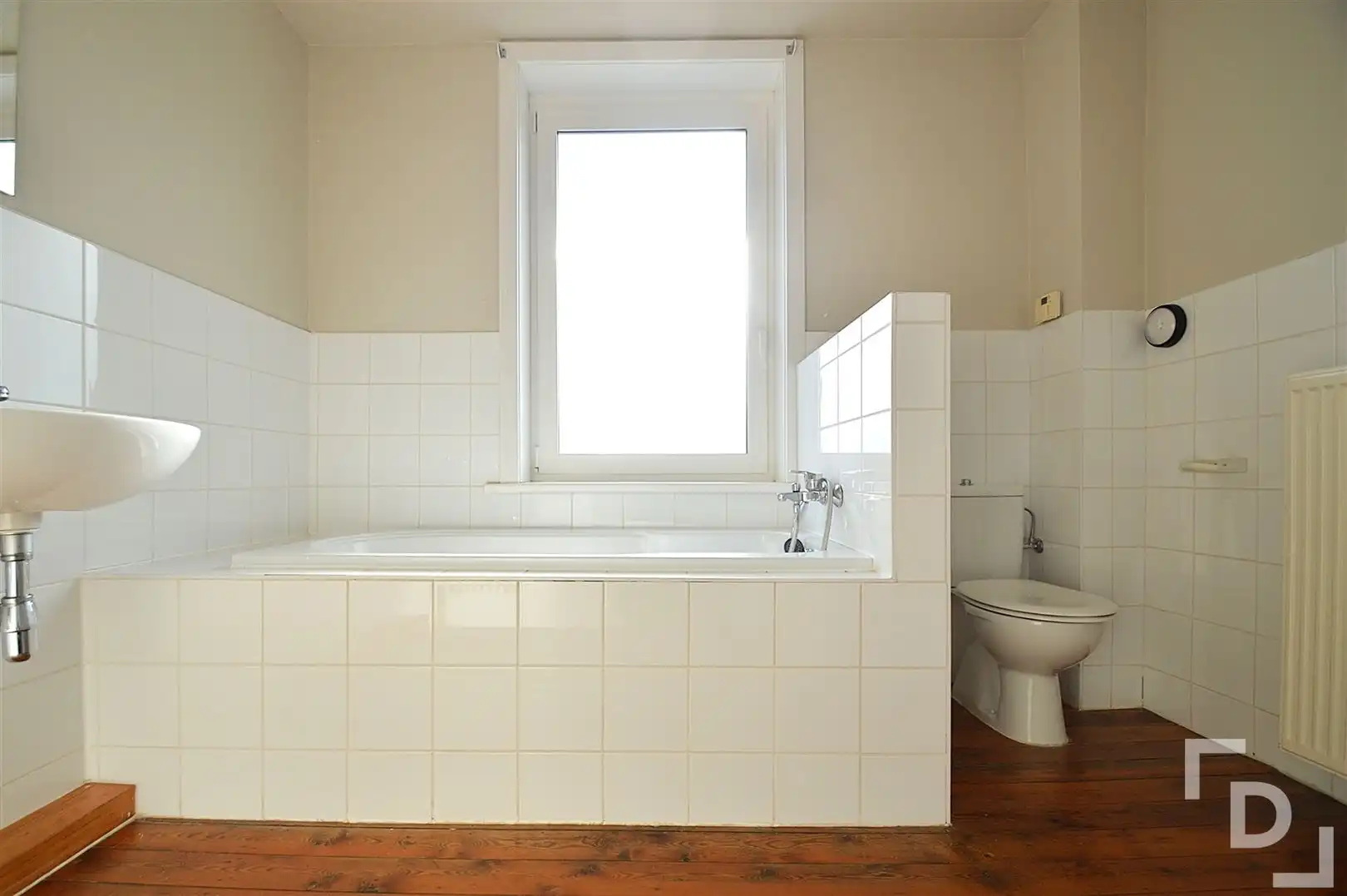 Gerenoveerde en ruime gezinswoning te huur in Zillebeke foto 15