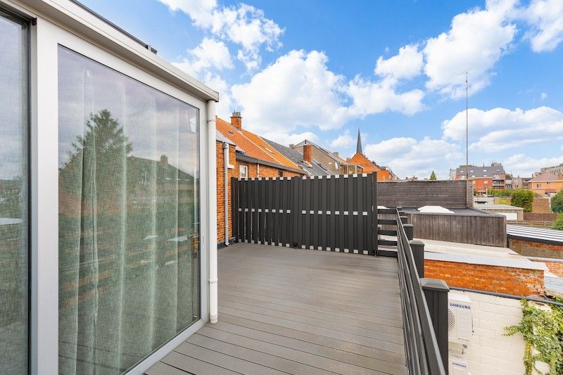 Ruime stadsduplex met terras en privé-koer in het dorpscentrum foto 16