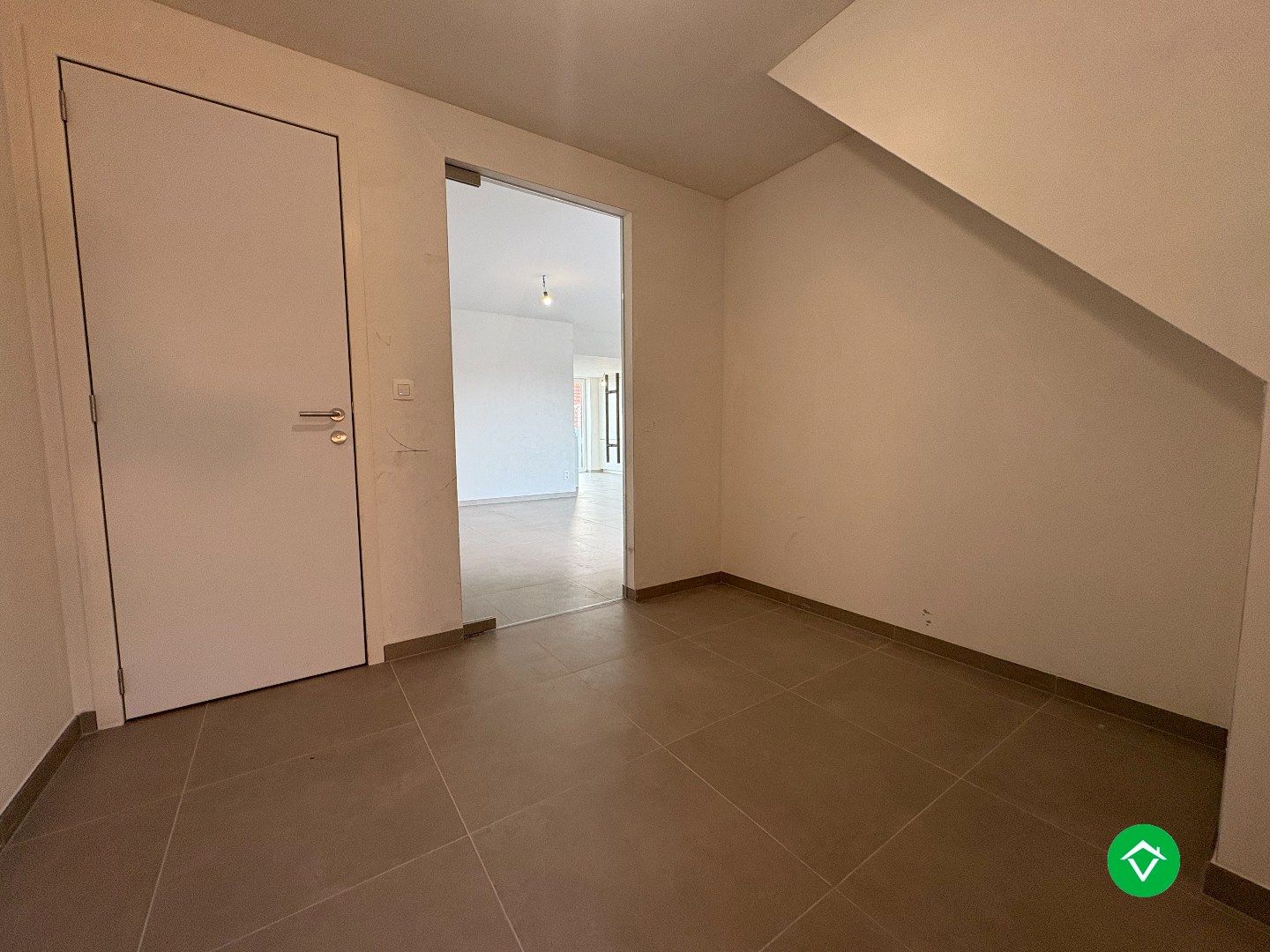 Nieuwbouwappartement met 2 slaapkamers en 2 terrassen in centrum Koekelare  foto 26