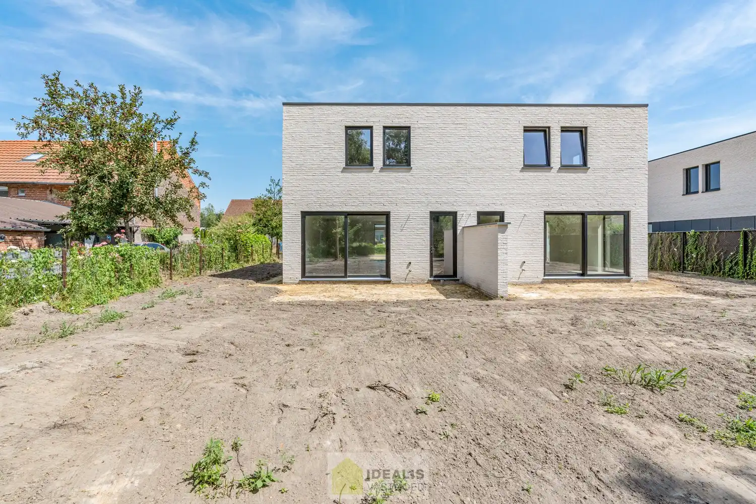 PRACHTIGE NIEUWBOUWWONING (GRONDAANDEEL €156.000 + 12% REGISTRATIERECHTEN EN CONSTRUCTIE €284.000 + 21% BTW) MET EEN HEERLIJK LICHTRIJKE WOONKAMER MET OPEN KEUKEN, RUIME BERGING, 3 SLAAPKAMERS foto 9