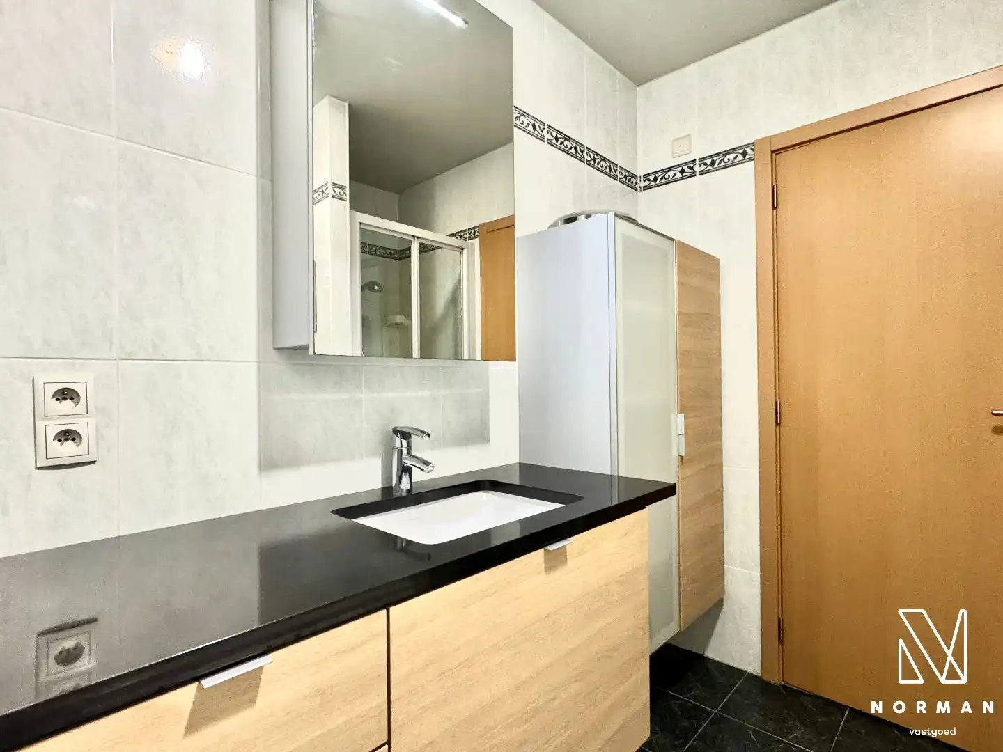 Gelijkvloers 2-slaapkamer appartement met tuin en garage te koop in Leupegem! foto 16