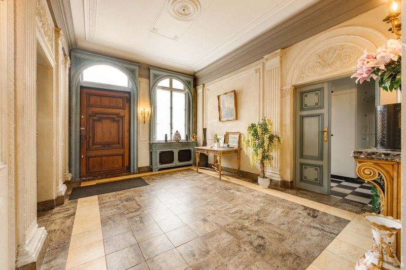 🏡 Unieke herenwoning te huur in het hart van Aarsele! foto 7