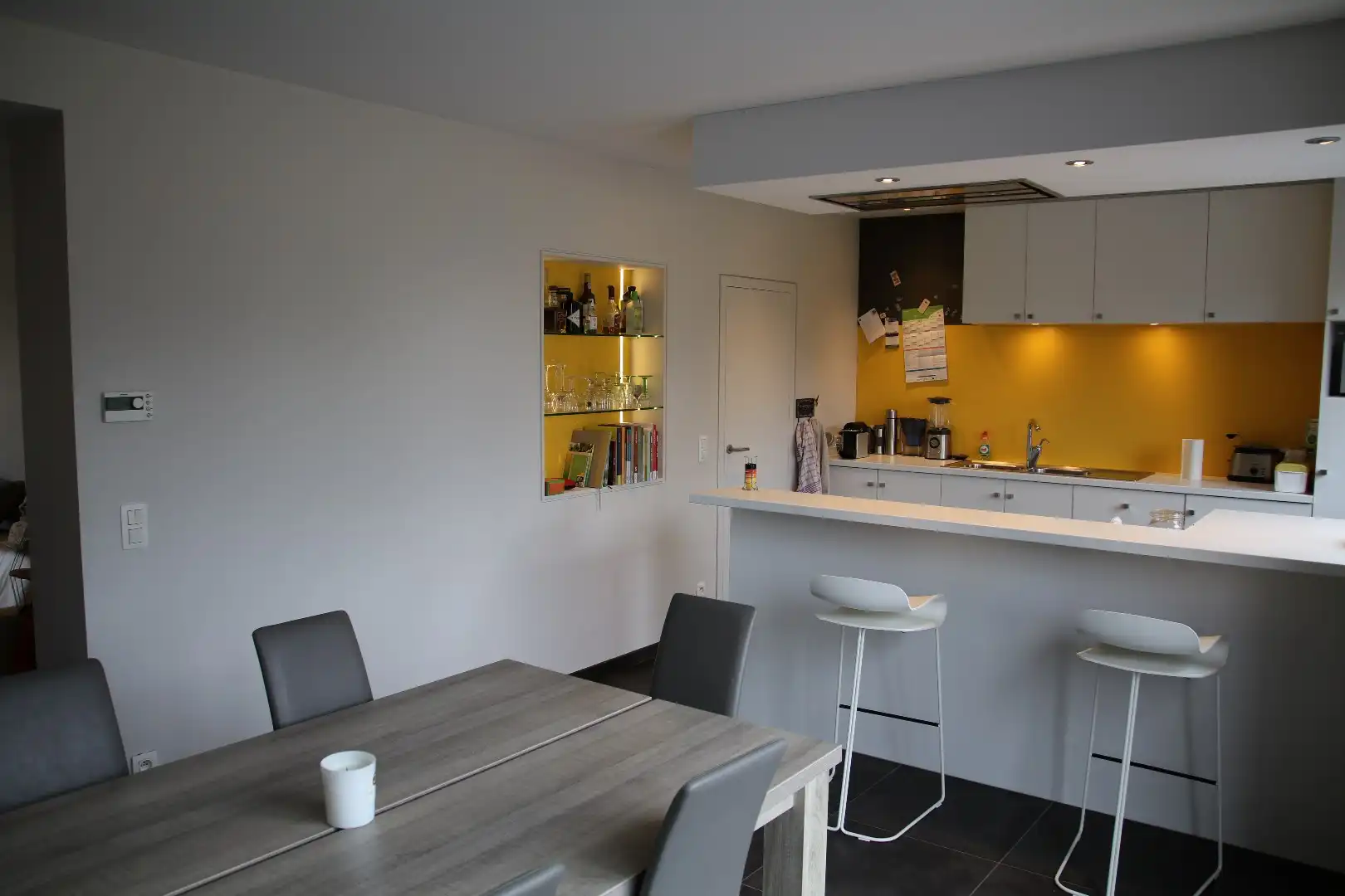 Woning te huur met 3 slaapkamers, terras, tuin en tuinhuis foto 8