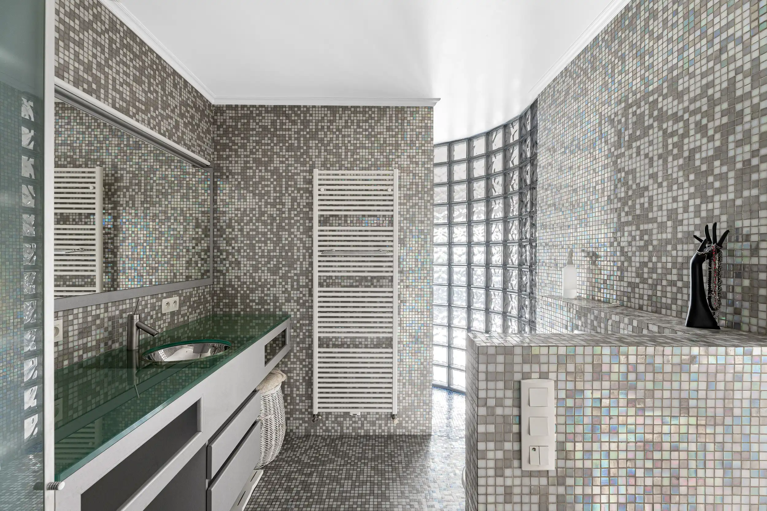 Architecturale parel met een uniek gevoel van ruimte in Zele foto 14