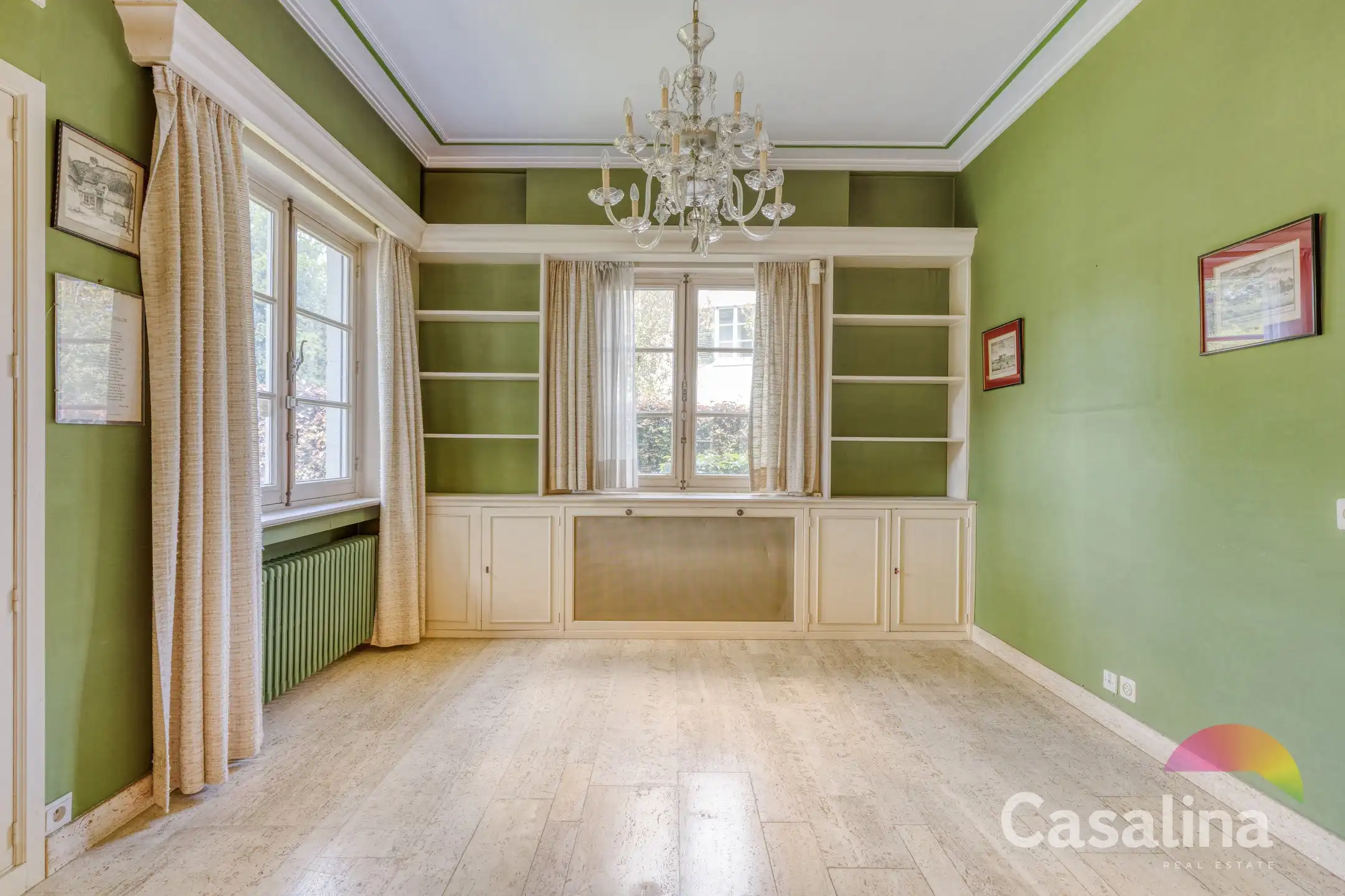 Wijk Baron Albert d'Huart–Viergevelvilla met veel potentieel foto 5