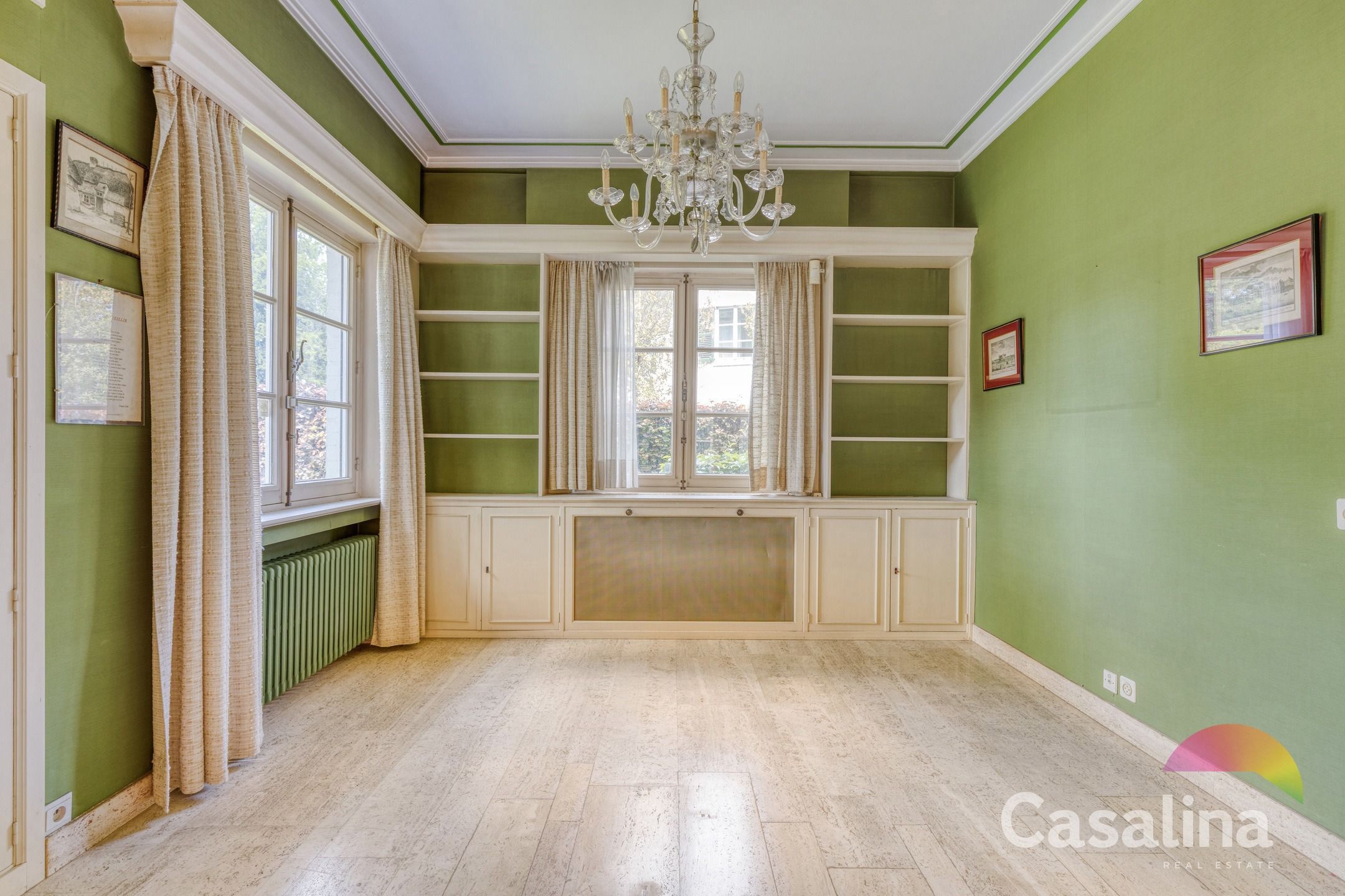 Wijk Baron Albert d'Huart–Viergevelvilla met veel potentieel foto 5