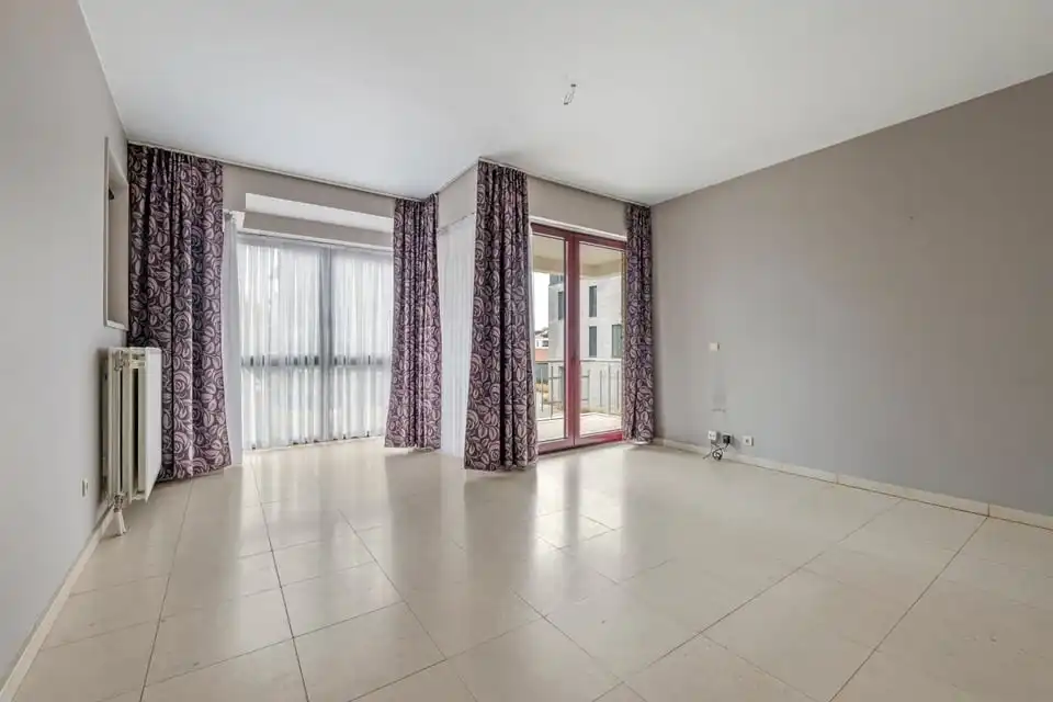 RUIM APPARTEMENT MET UITZONDERLIJK TERRAS VAN +50M² IN SINT-TRUIDEN foto 8