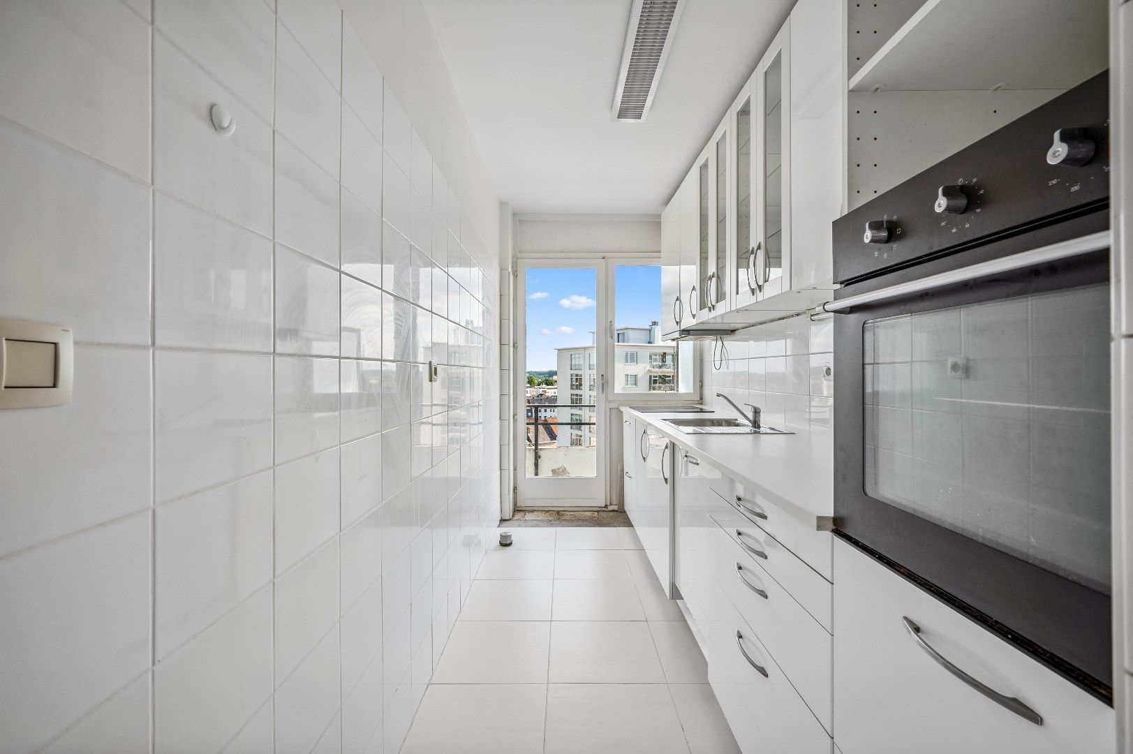 Goed gelegen appartement met 2 slaapkamers te Tienen foto 5