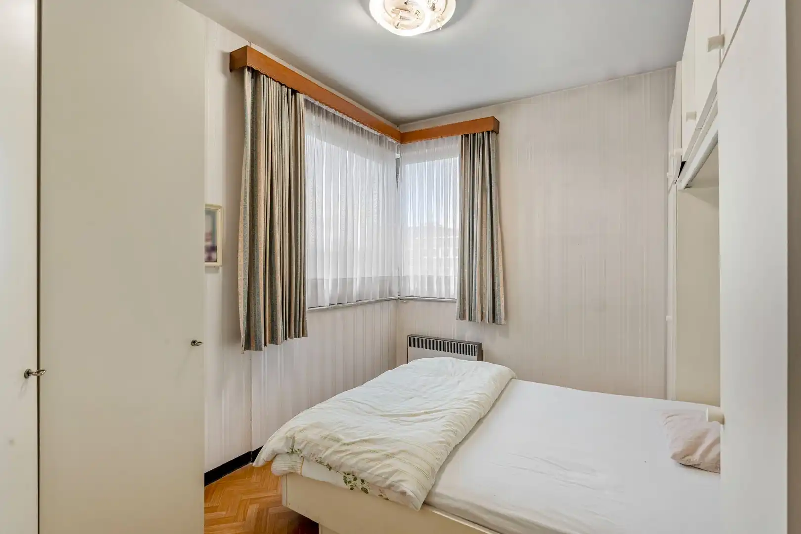 Aangenaam appartement met balkon, vlak bij het centrum van Genk foto 10