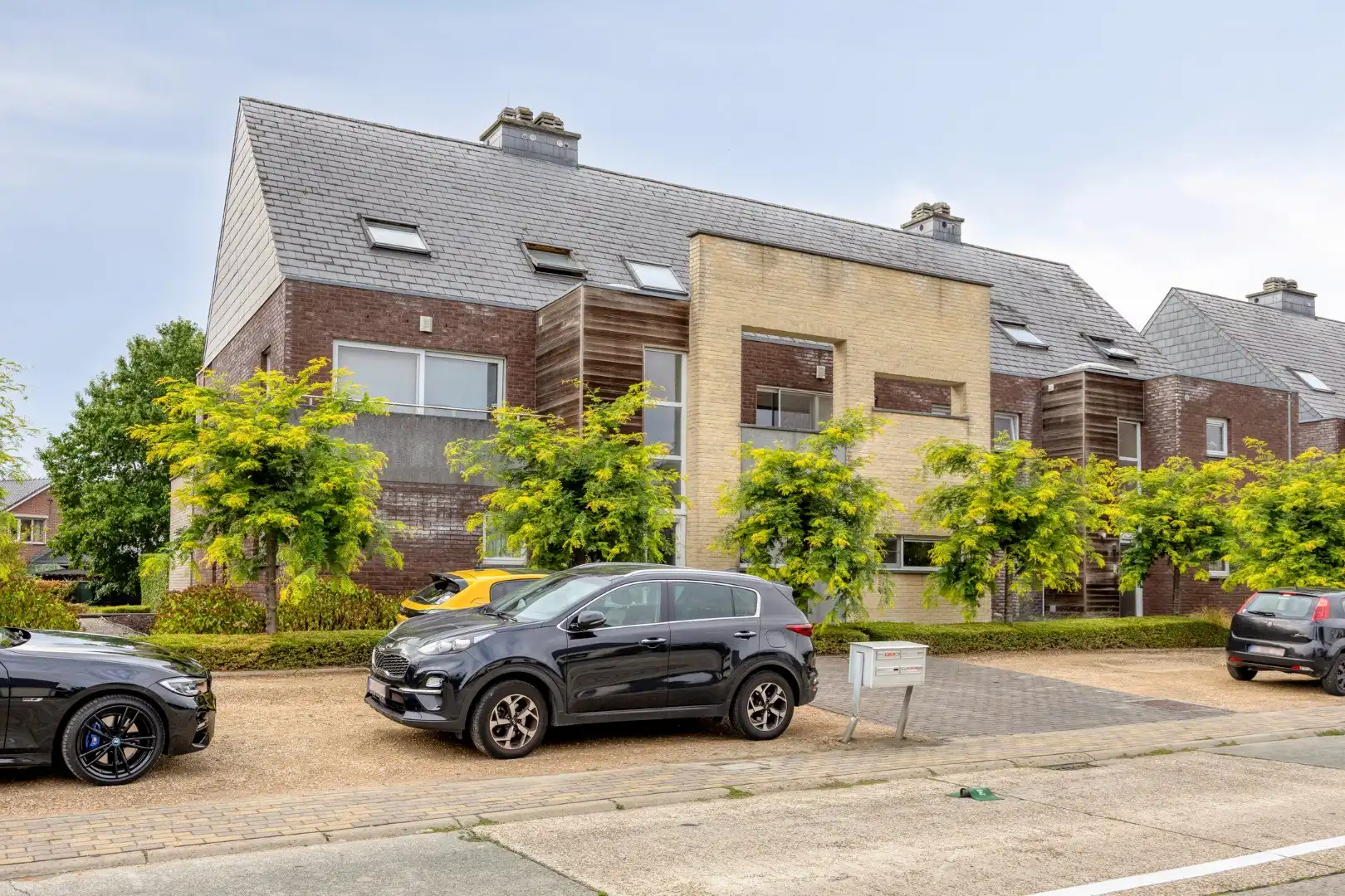 Gelijkvloers appartement met 2 slpk, 2 parkings en 2 kelderbergingen. foto 34