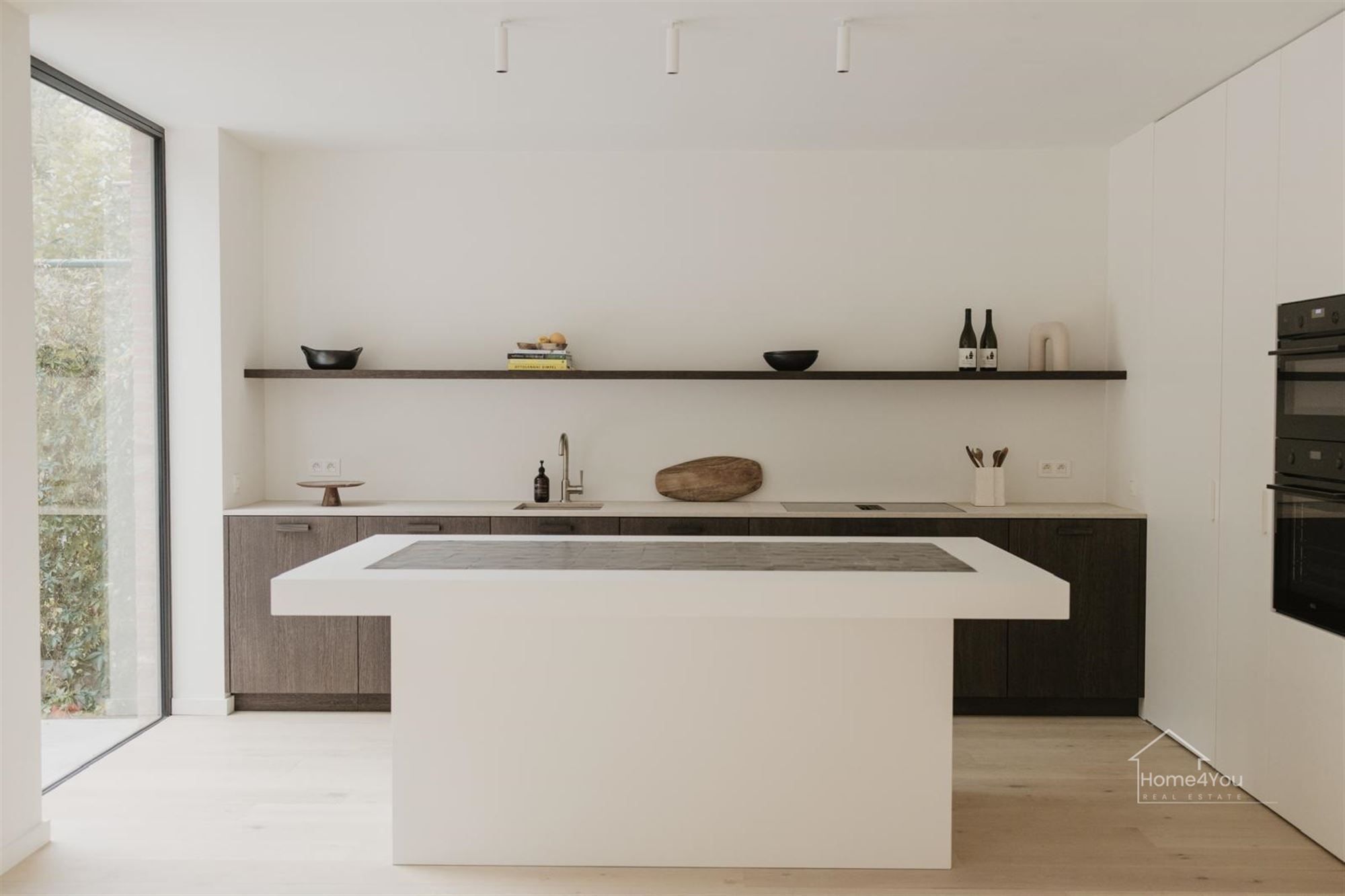 Net gerenoveerde woning op toplocatie in ’s-Gravenwezel foto 8