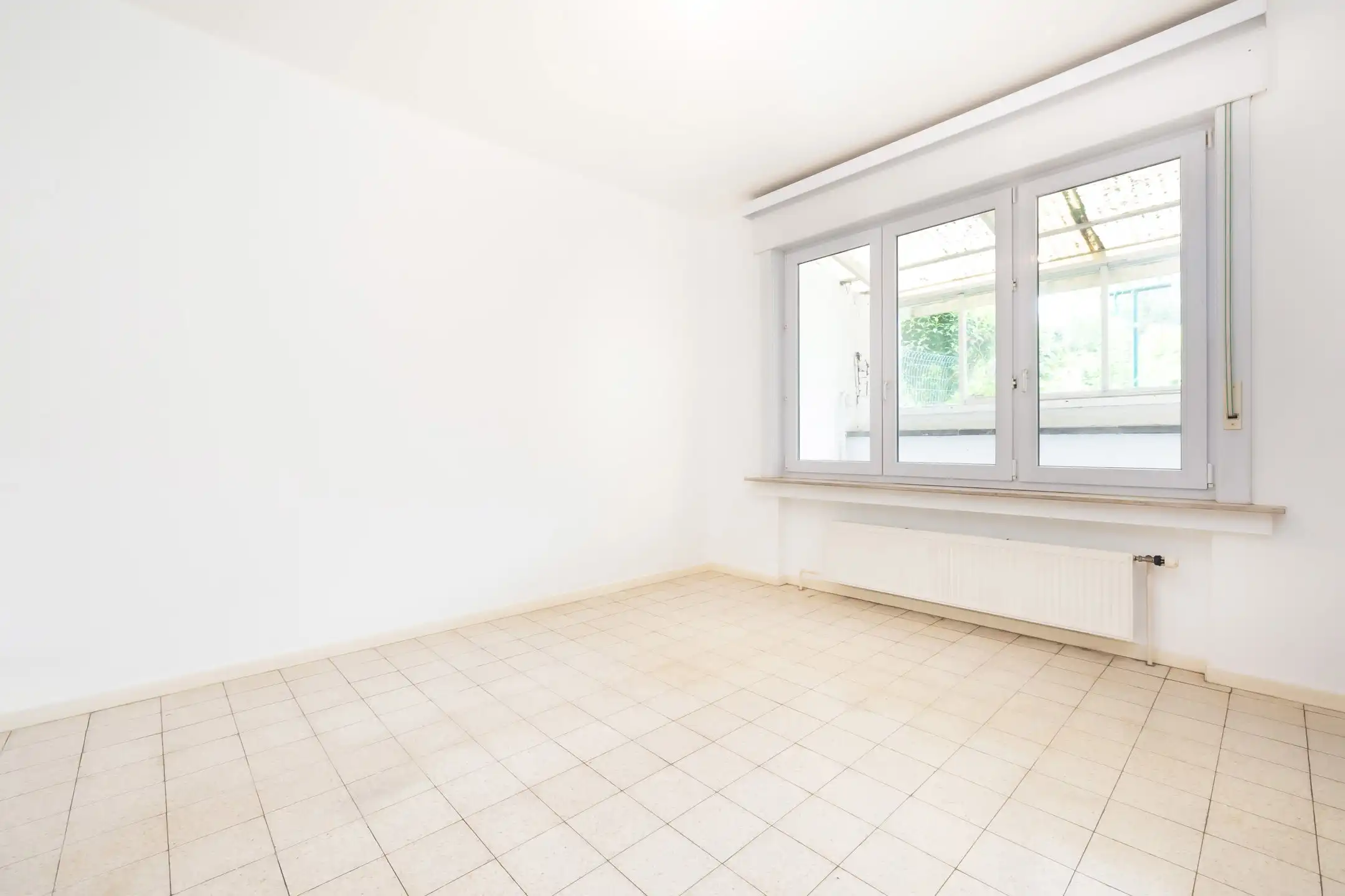 Appartement met 3 slaapkamers + tuin + garagebox foto 12
