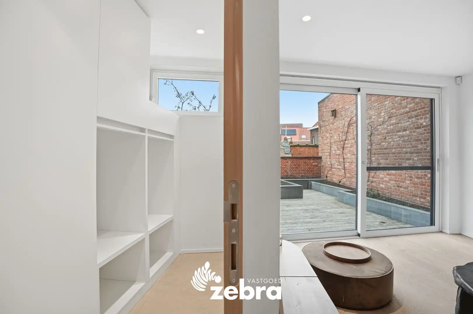 Eigentijdse stadswoning met lift, terras en topafwerking in het centrum van Roeselare! foto 12