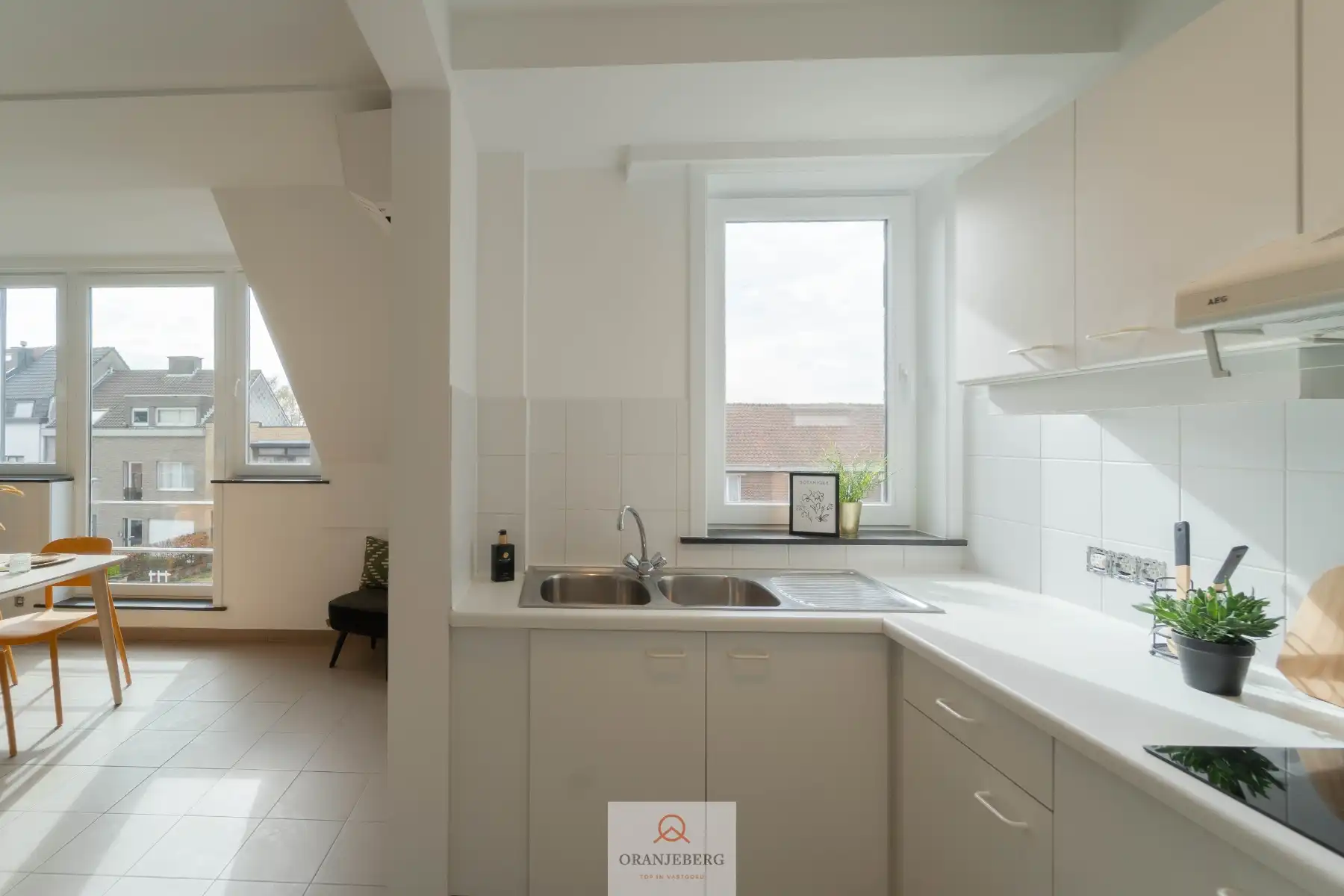 Instapklaar duplex-appartement Wondelgem! foto 11