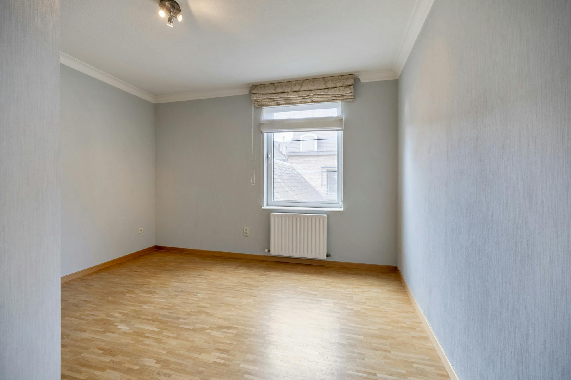 Royaal appartement in hartje Hasselt foto 11