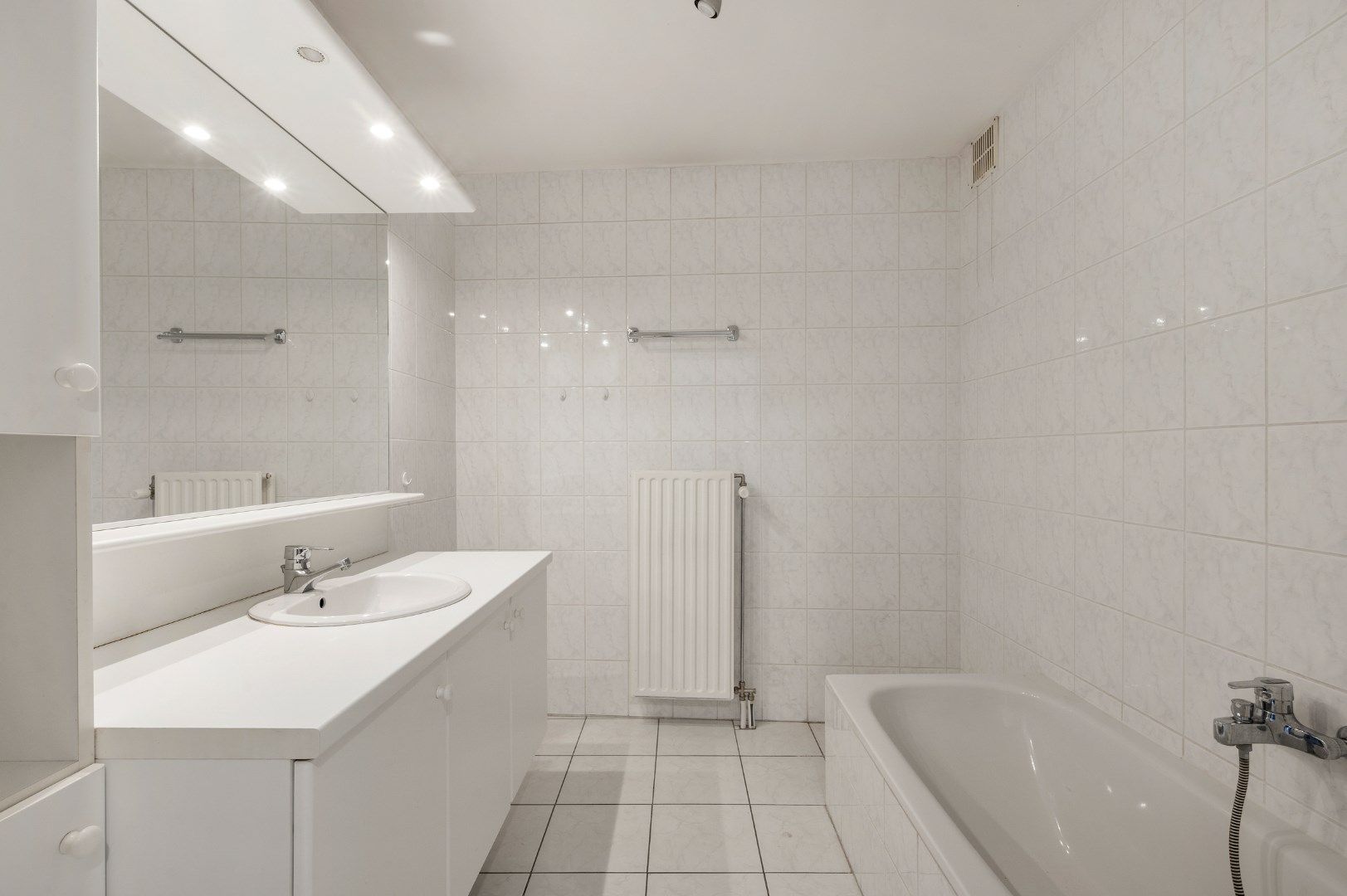 APPARTEMENT MET 2 RUIME SLPKS EN EPC-LABEL A foto 8