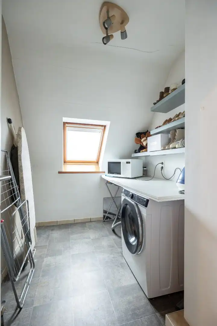 Mooi instapklaar appartement te koop! foto 16