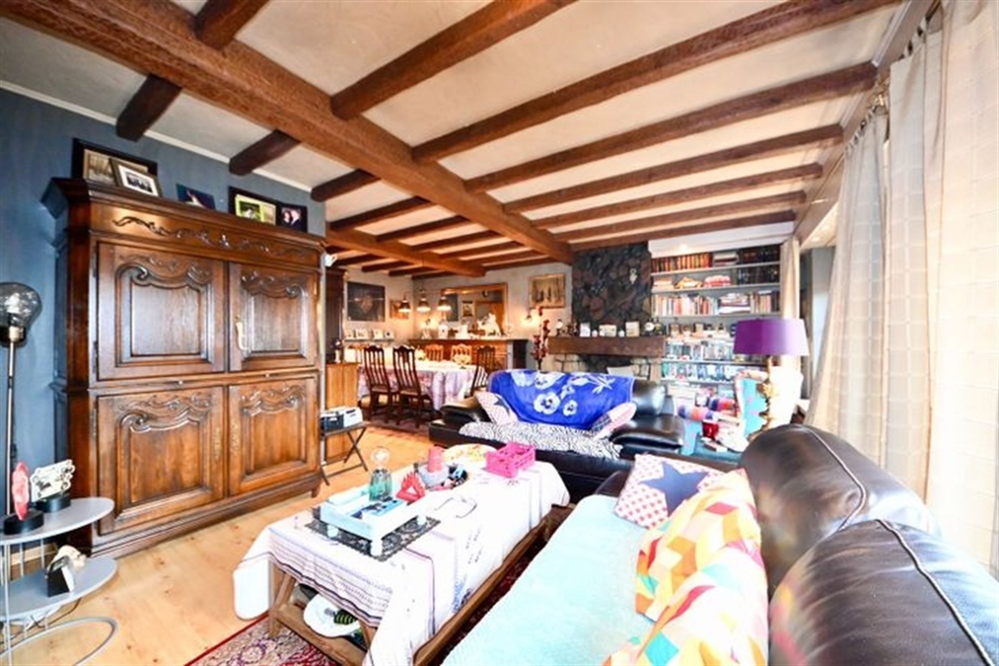 Te renoveren laagbouw met 3 slaapkamers, tuin en garage.  foto 4