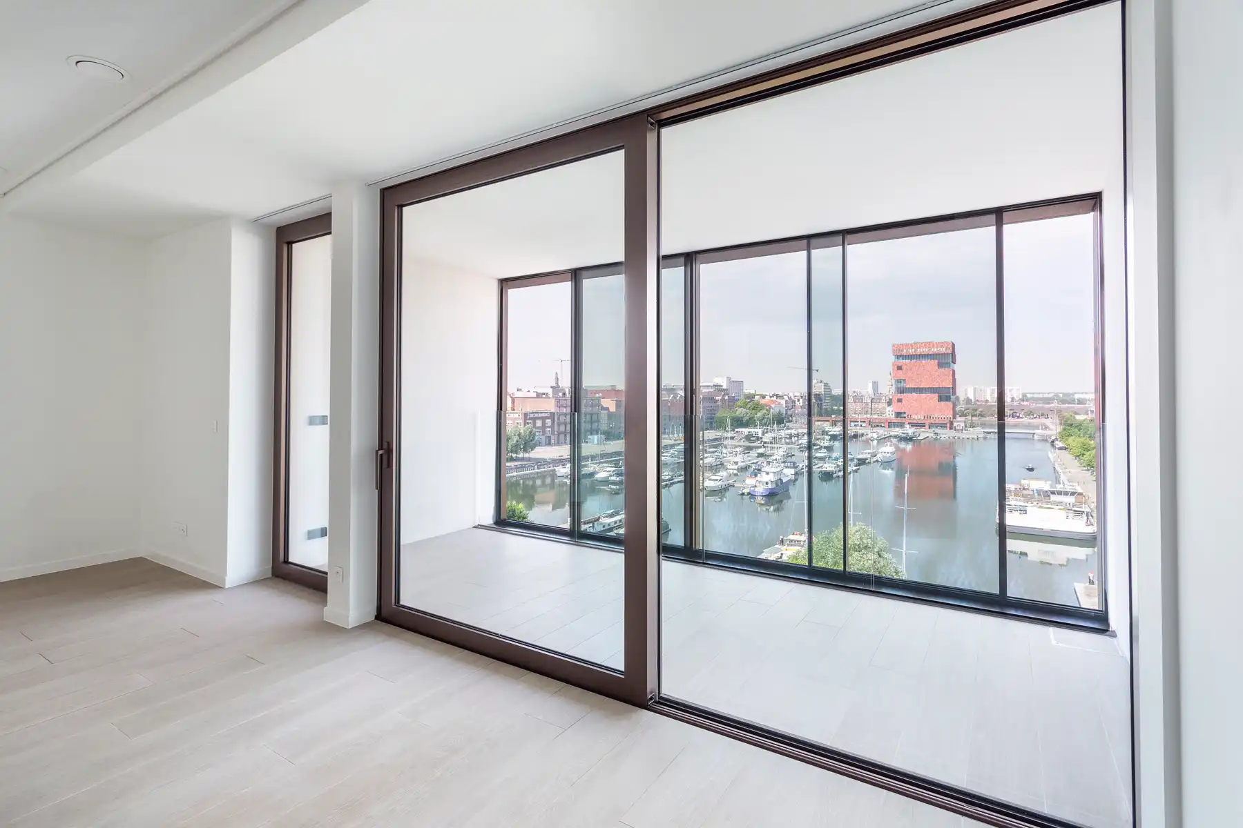 Luxe studio aan het Willemdok, Eilandje foto {{pictureIndex}}