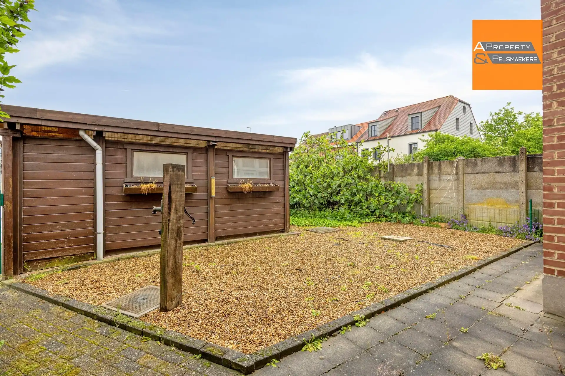 Kleine opbrengsteigendom met 2 appartementen te renoveren foto 29
