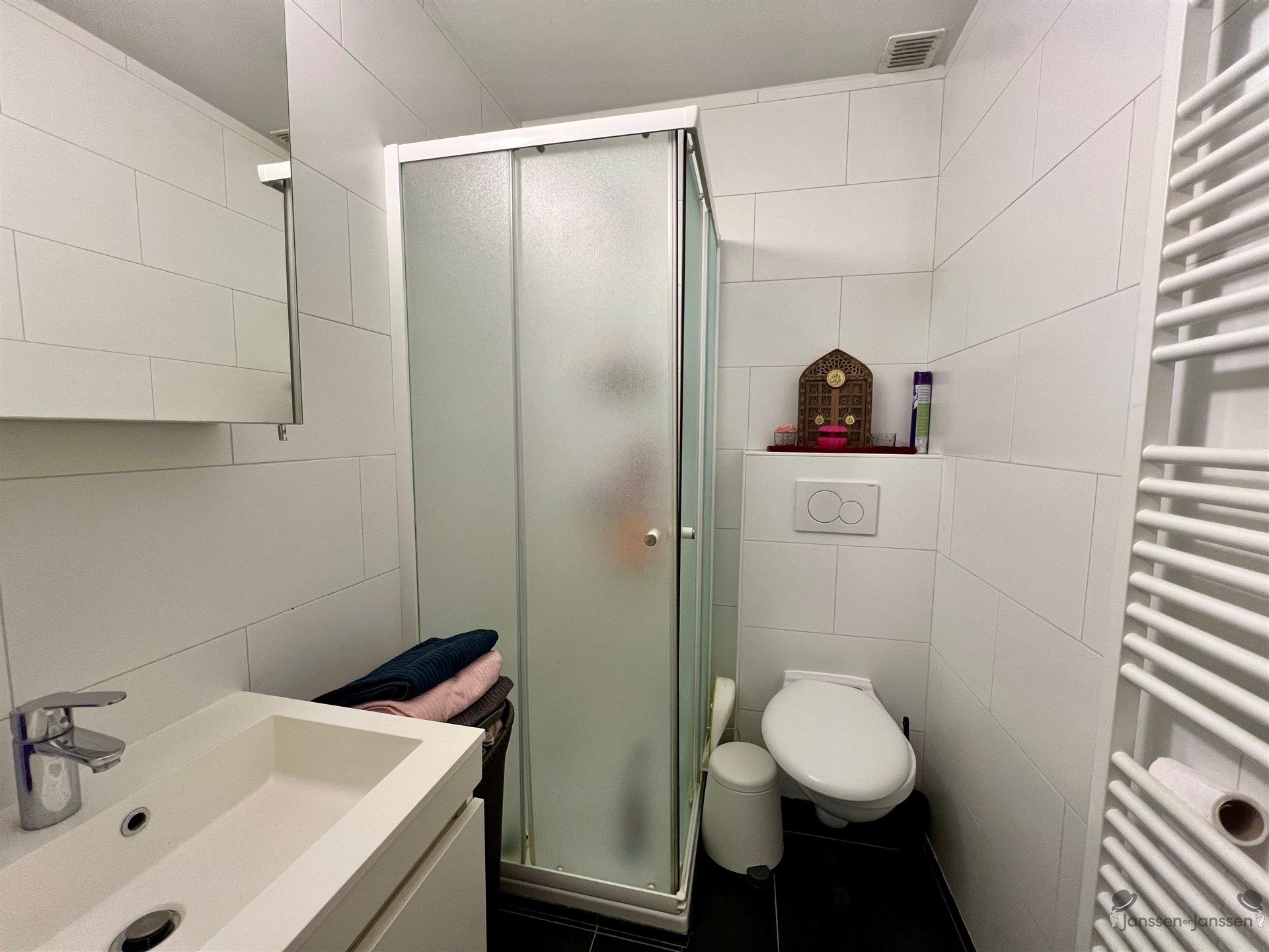 2 slaapkamer appartement met garage foto 6