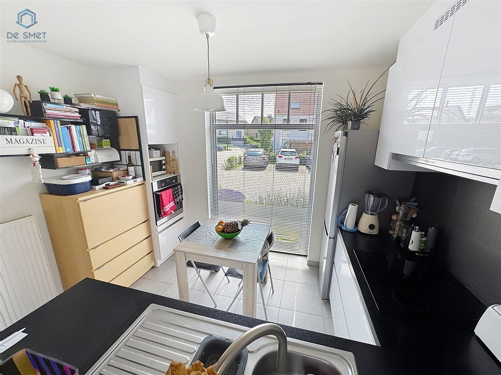 Instapklare, Energiezuinige Woning met 3 Slaapkamers, Terras en Staanplaats vlak bij het Centrum van Zottegem! foto 8