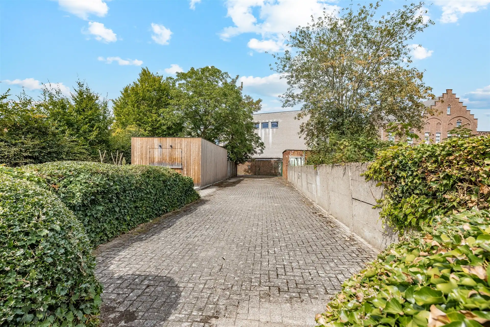 Veelzijdig kantoor met ruime parkeergelegenheid in Schoten foto 29