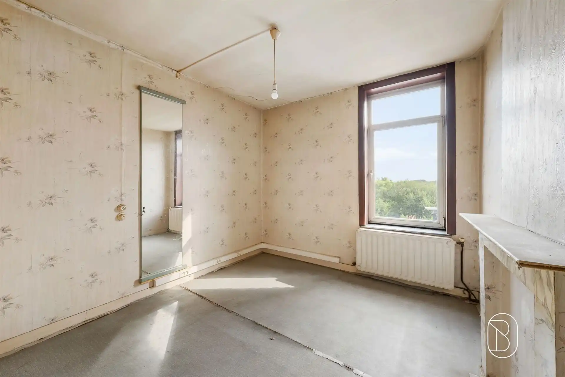 Te renoveren woning: IDEAAL VOOR INVESTEERDERS! foto 5