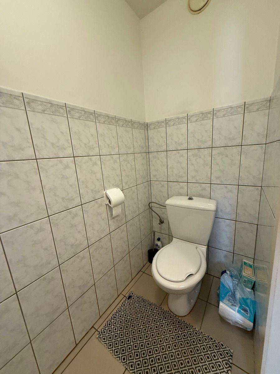 Gelijkvloers appartement met 2 slaapkamers in Genk foto 9