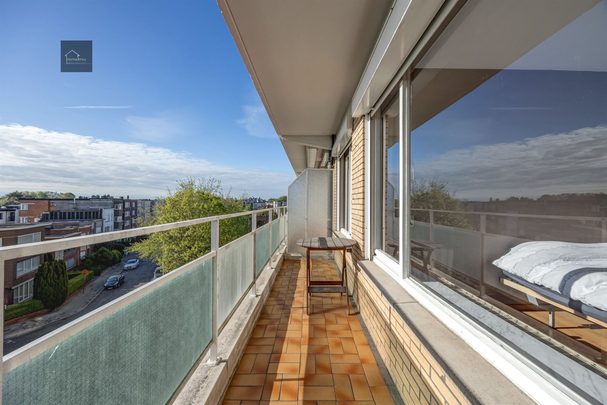 Lichtrijk appartement met 2 slaapkamers, autostaanplaats én groen uitzicht foto 4
