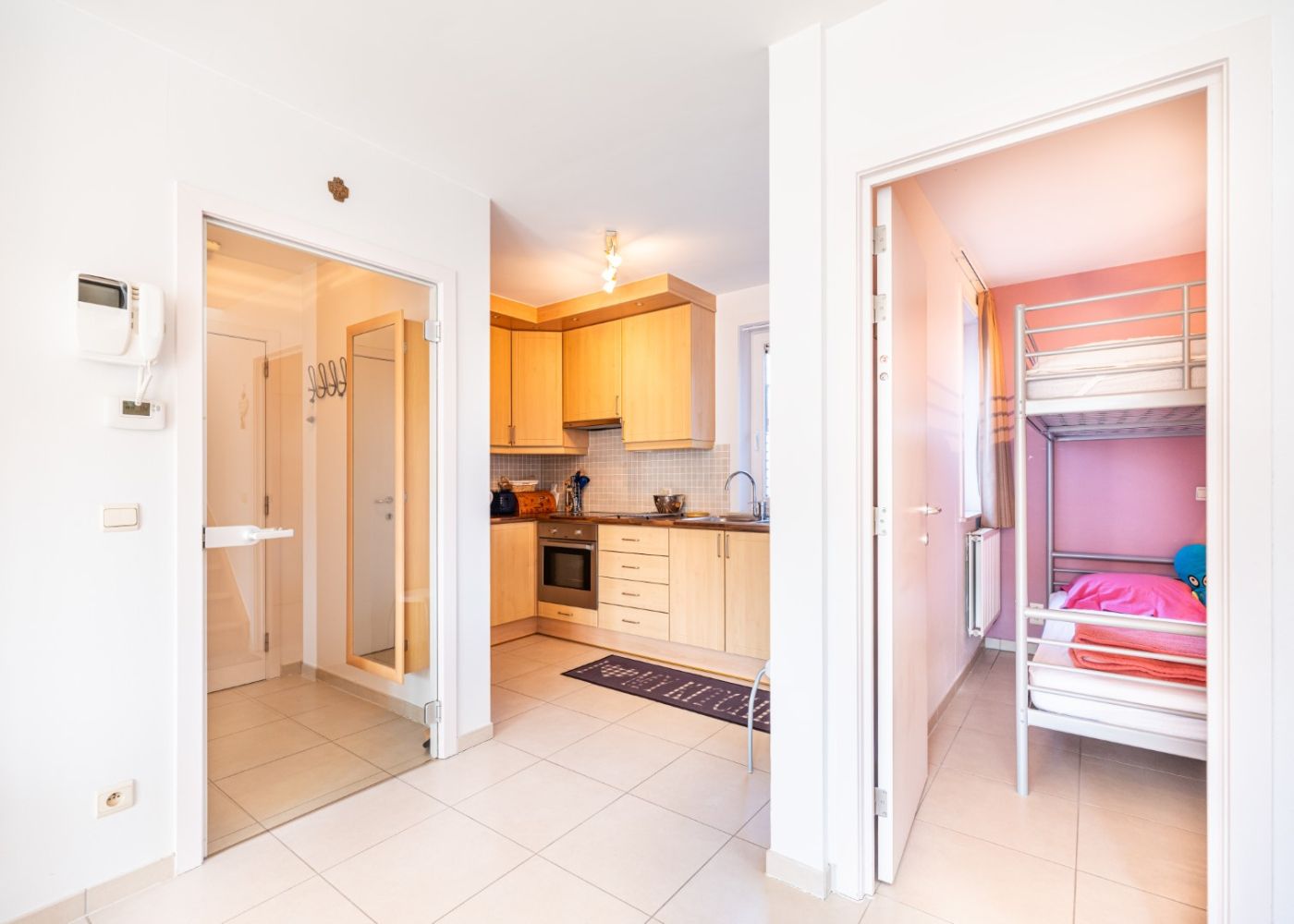 Penthouse met 2 slaapkamers en ruim zonneterras vlakbij zee foto 12