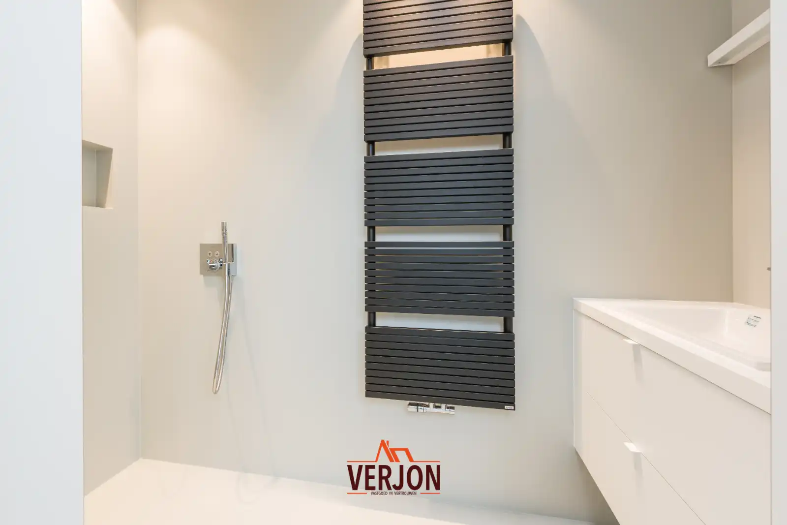 Magnifiek afgewerkte woning foto 9