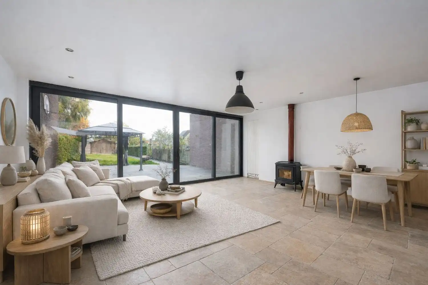 RUIME RIJWONING foto {{pictureIndex}}