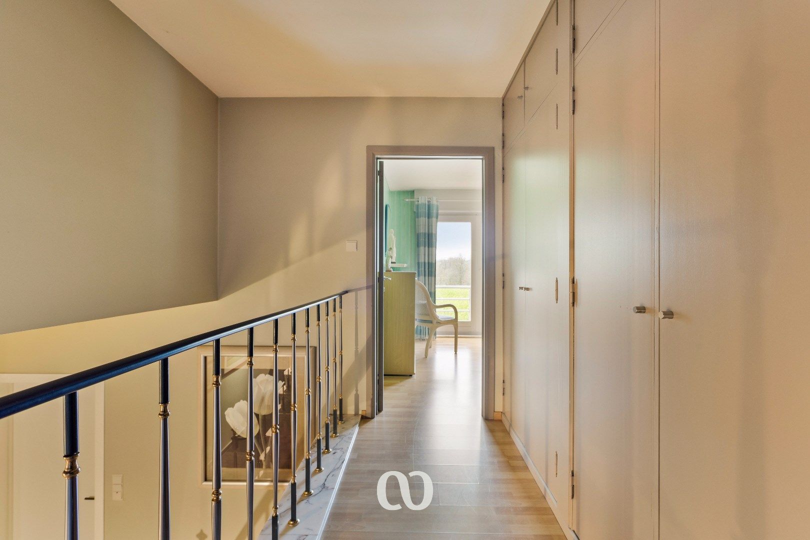 Subliem gelegen villa met prachtig zicht foto 15