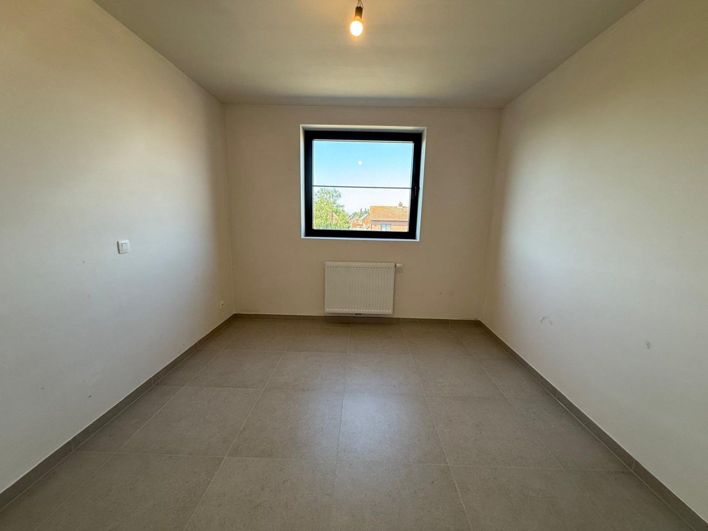 Instapklare nieuwbouwwoning in rustige recente woonwijk foto 16