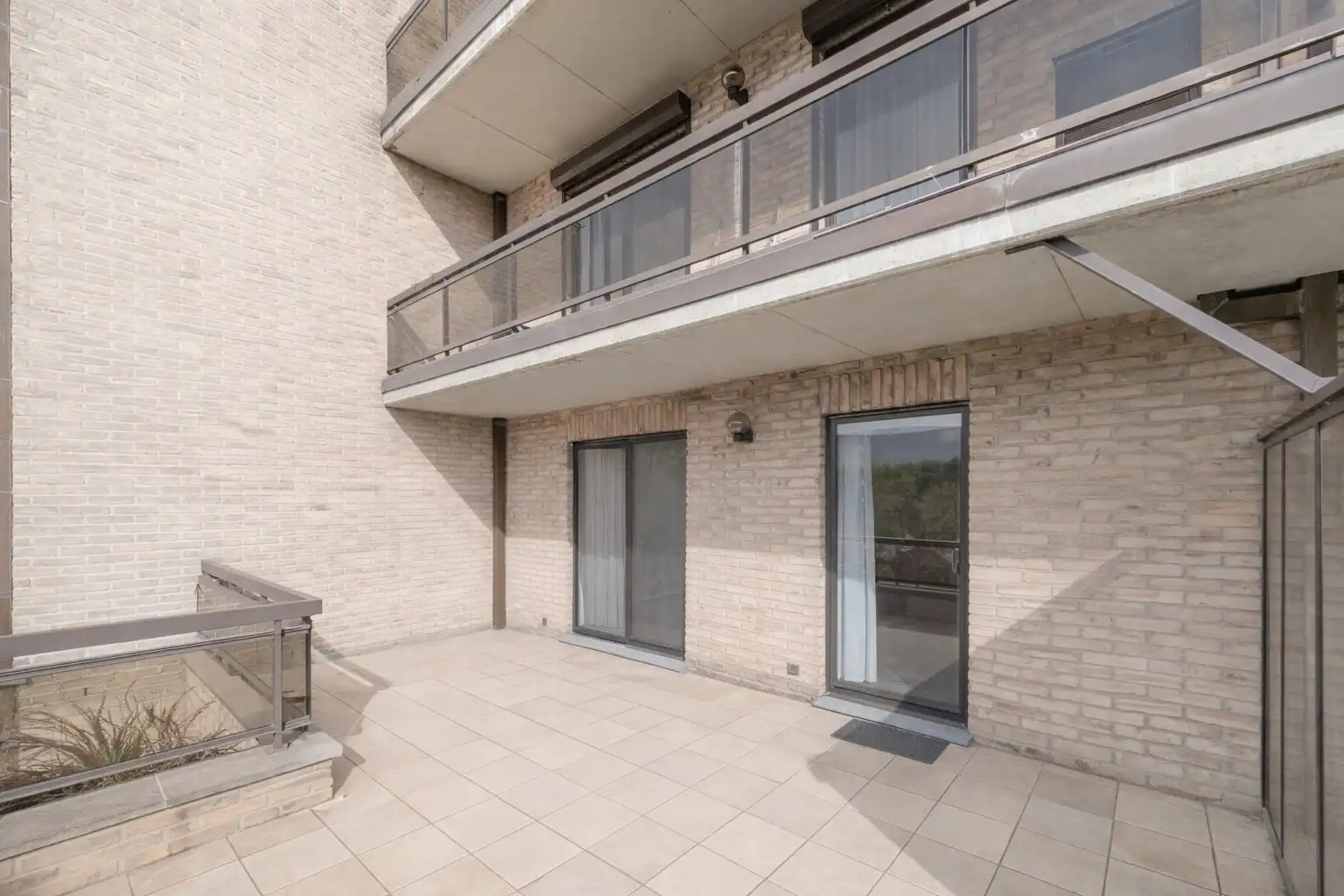 Gelijkvloers appartement te koop in Lokeren – nabij station en winkels foto 2