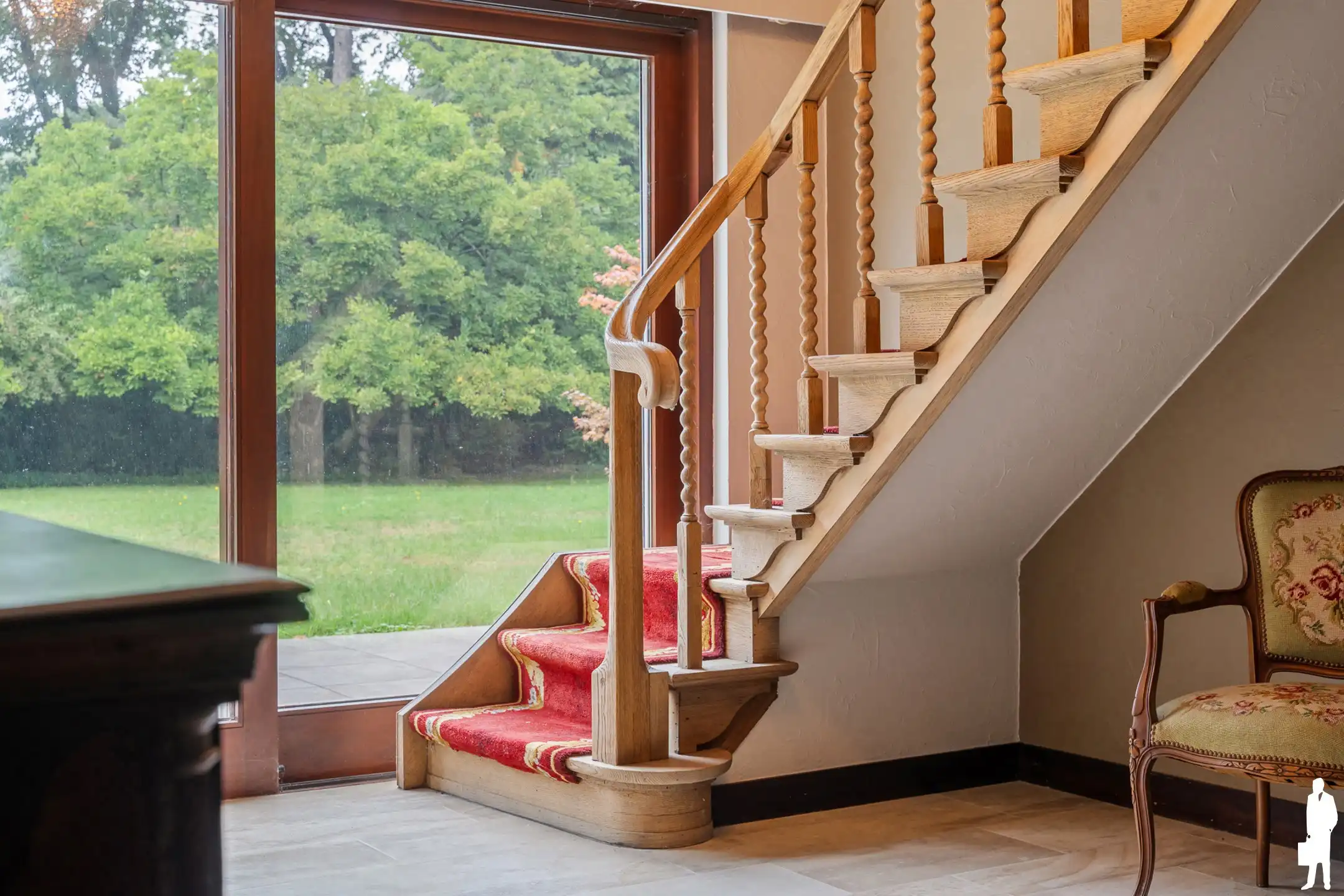 Verrassend ruime villa op prachtig perceel van ca. 4.175 m² foto 6
