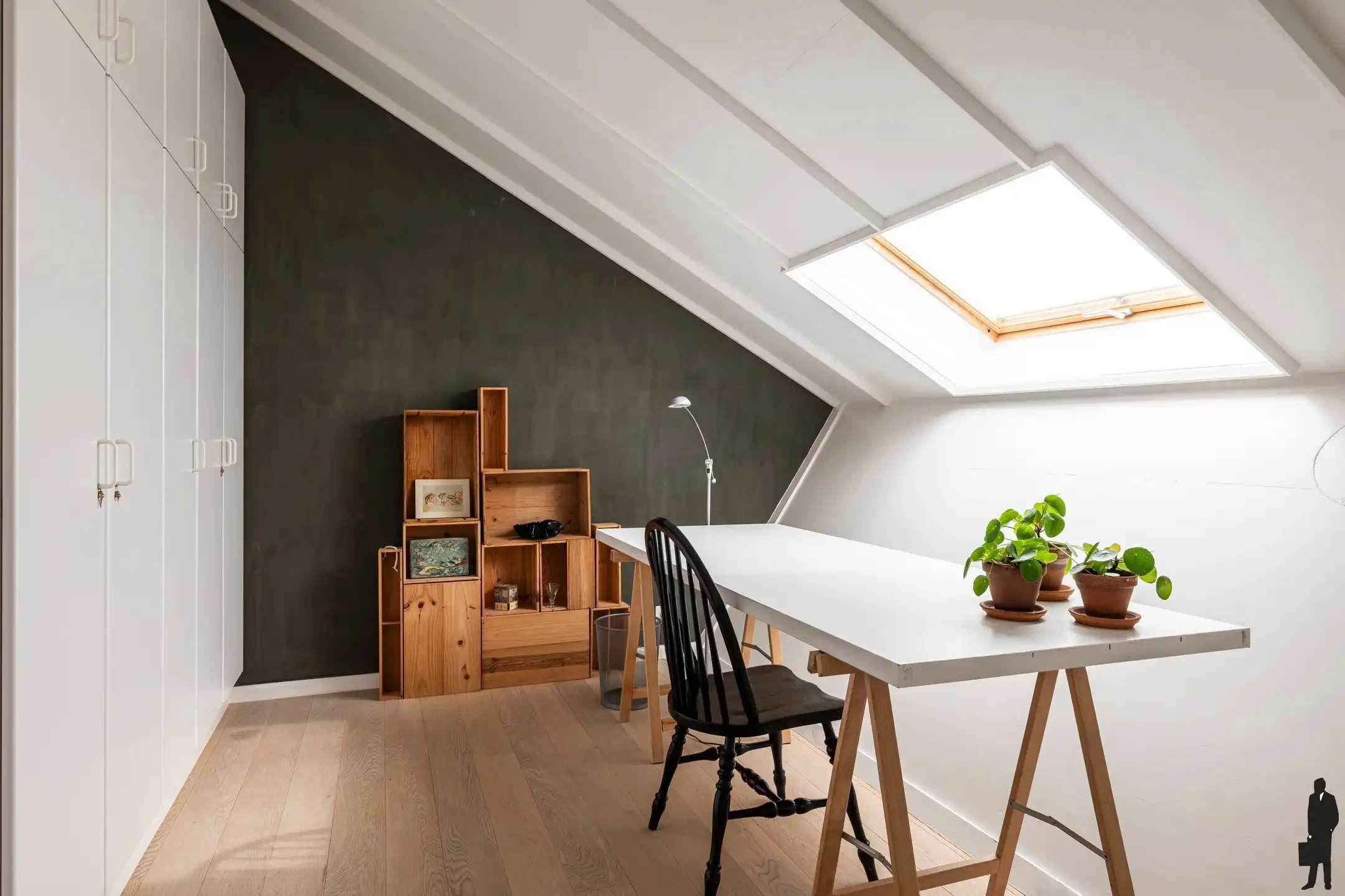 Ruime splitlevel woning, zuidgerichte tuin (ca. 522 m²) foto 16