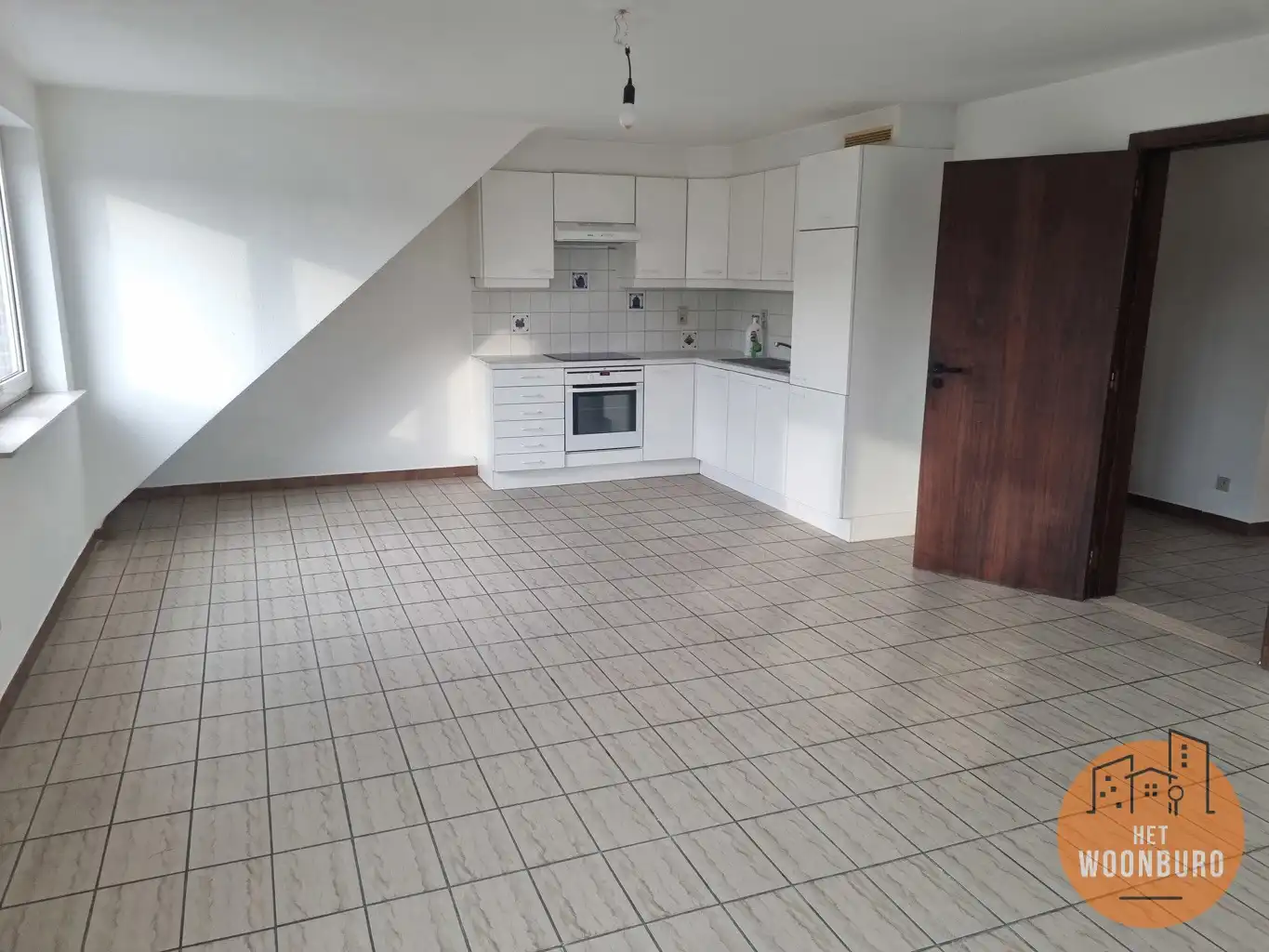 Appartement 2e Verd. met 2 slpks, badk en balkon foto 4