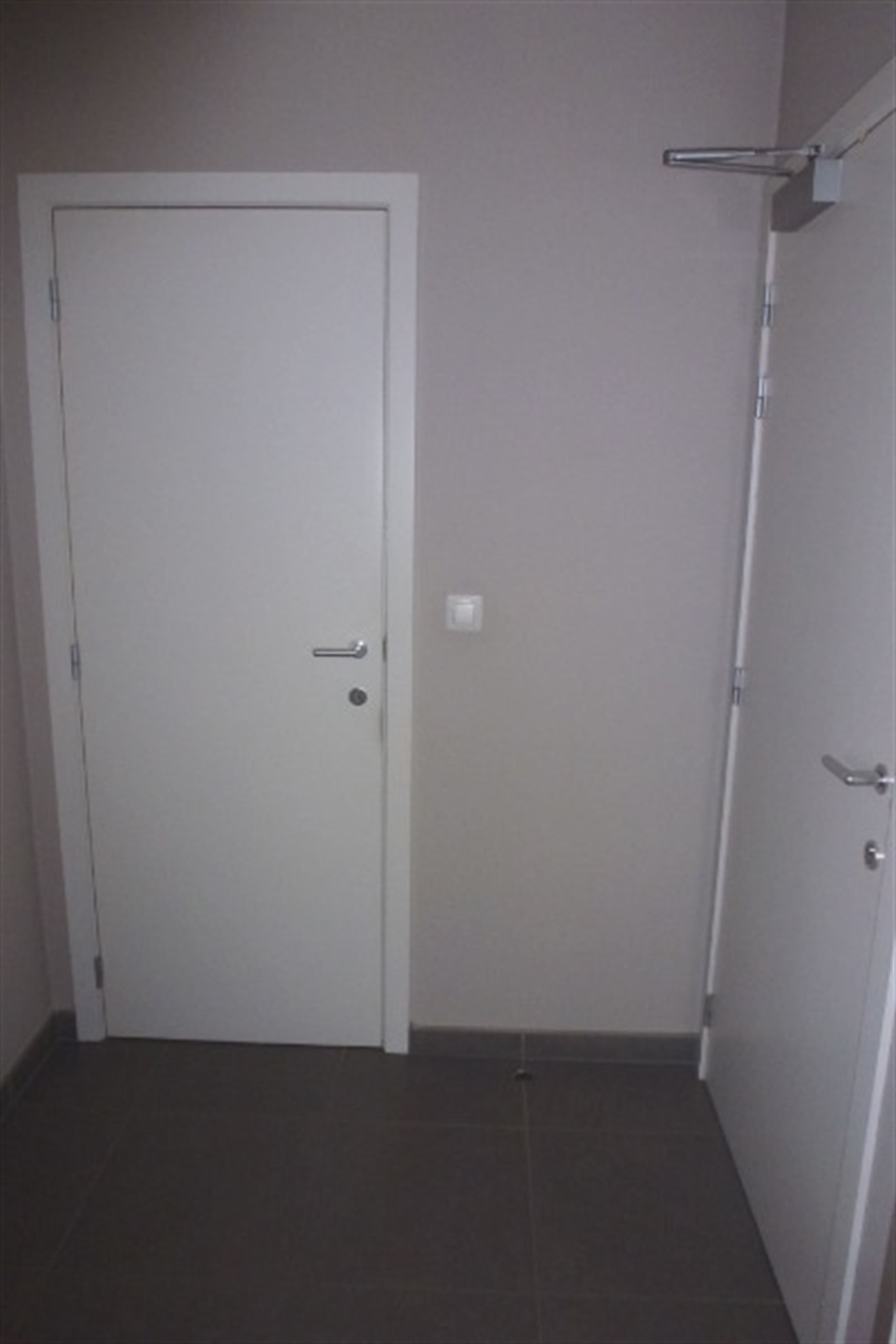 Royaal appartement met 2 slpk, magnifiek groot terras en 2 autostaanplaatsen foto 9