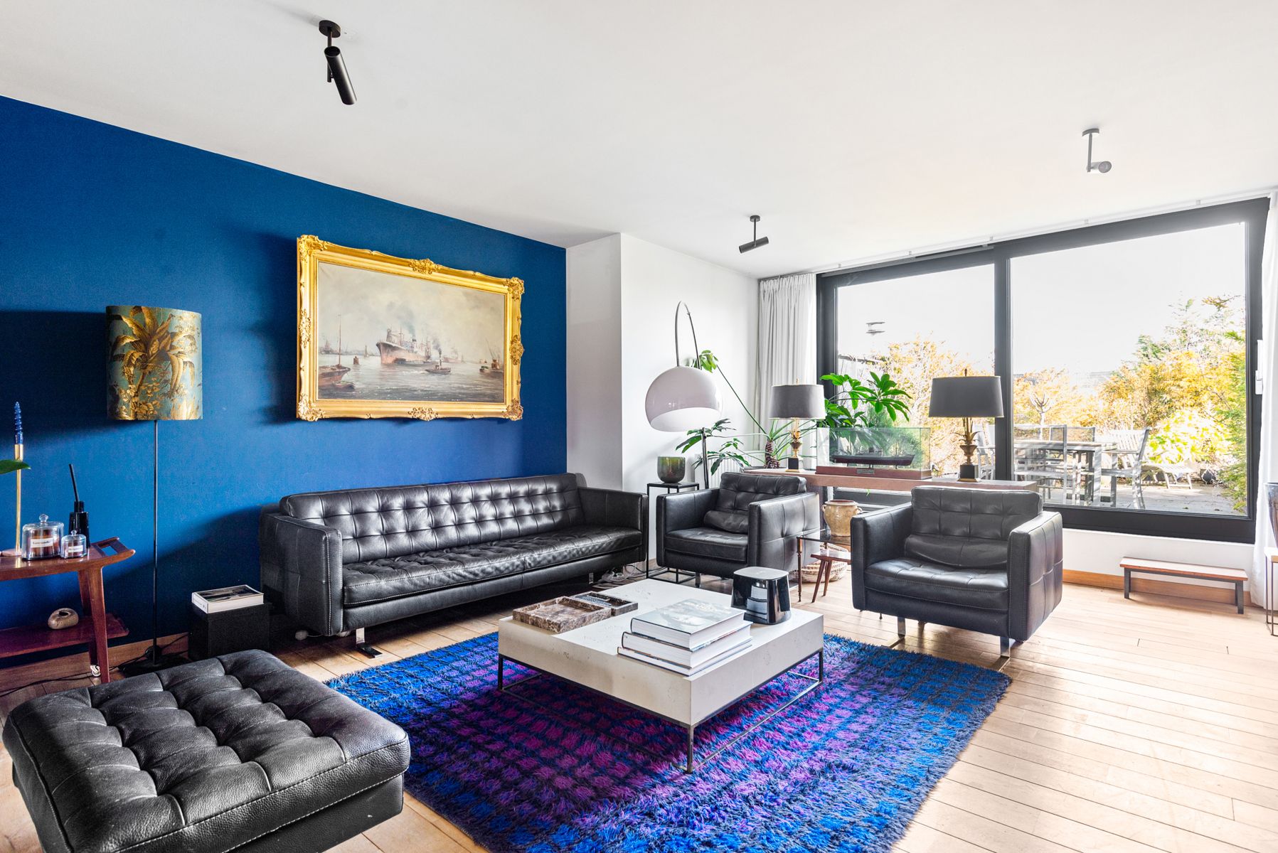 Handelsruimte met bovenliggend appartement in centrum foto 8