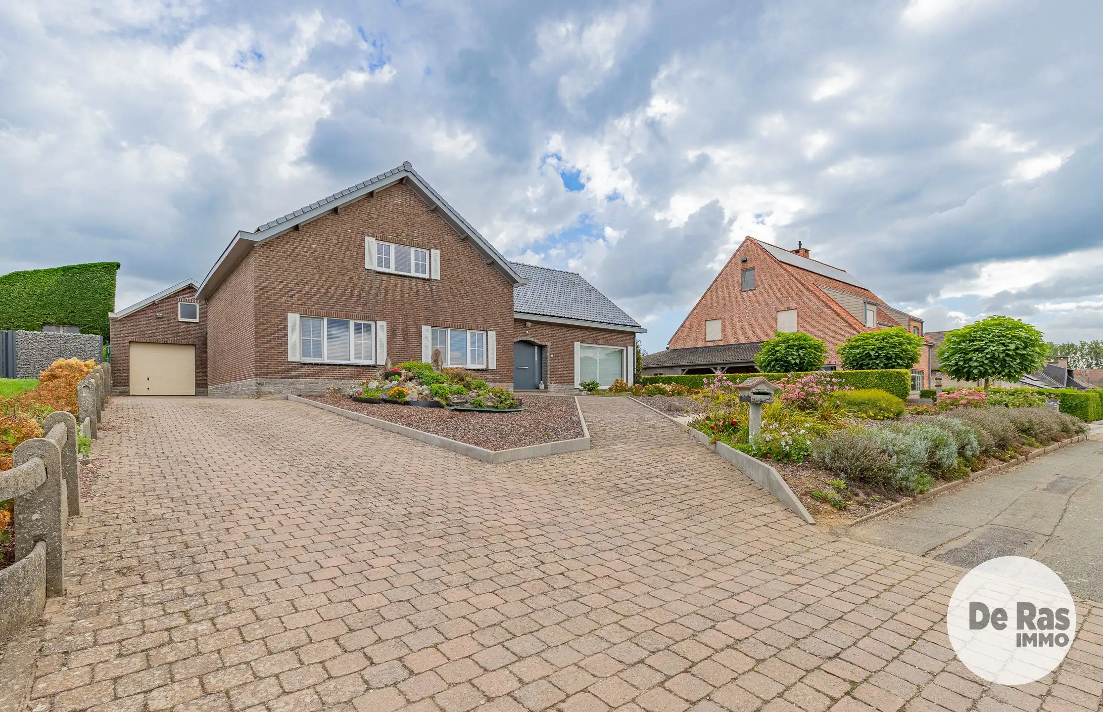 HERZELE - Ruime villa met magazijn op 16a18ca&nbsp; foto 36