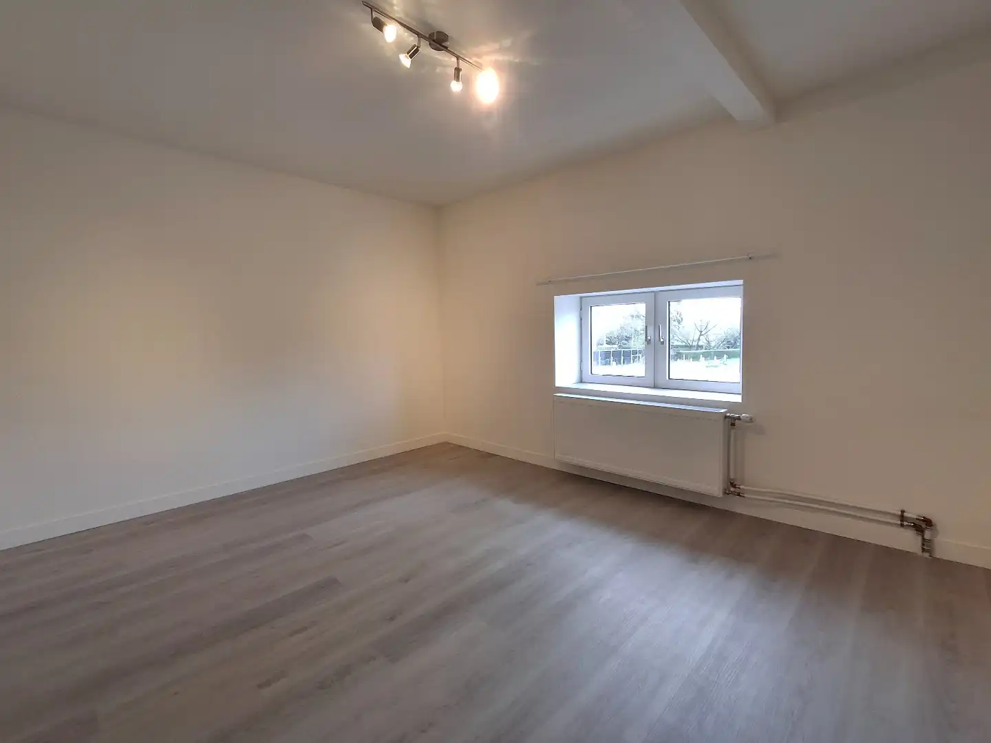 GERENOVEERDE WONING MET 3 SLAAPKAMERS EN TUIN IN HARTJE TIELT foto 14