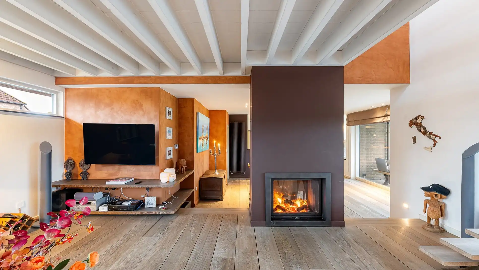 Alleenstaande en rustig gelegen villa op wandelafstand van het centrum foto 7