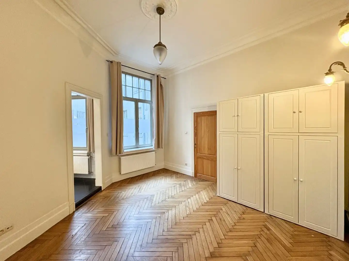 2-slaapkamerappartement met karakter in bruisende wijk Zurenborg foto 9