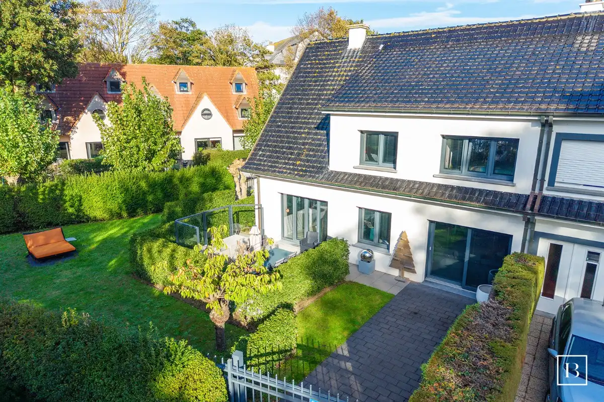 Mooi afgewerkte woning met leuke tuin in de Concessie foto 2